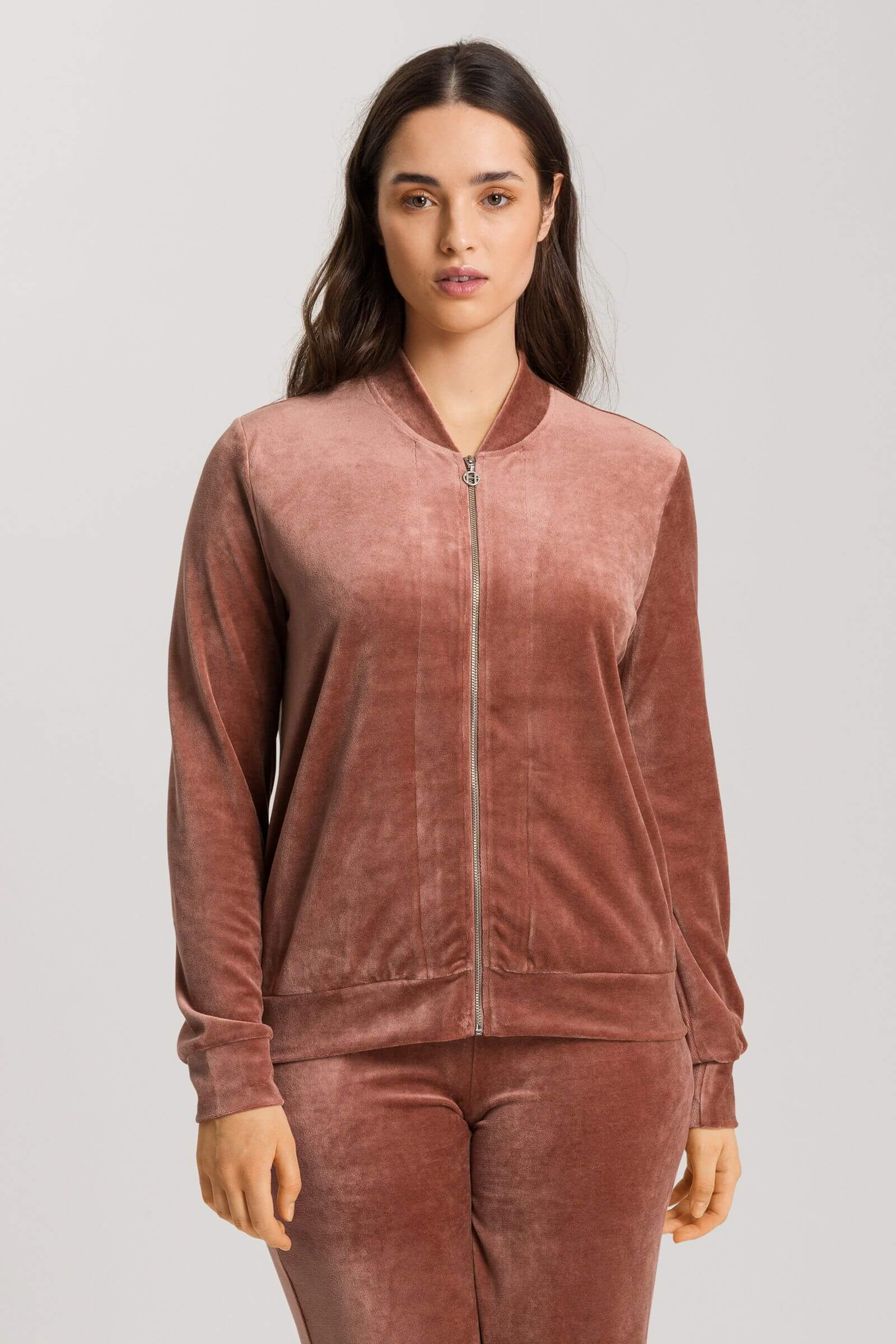 Толстовка из велюра. Цвет Коричневый (072348)