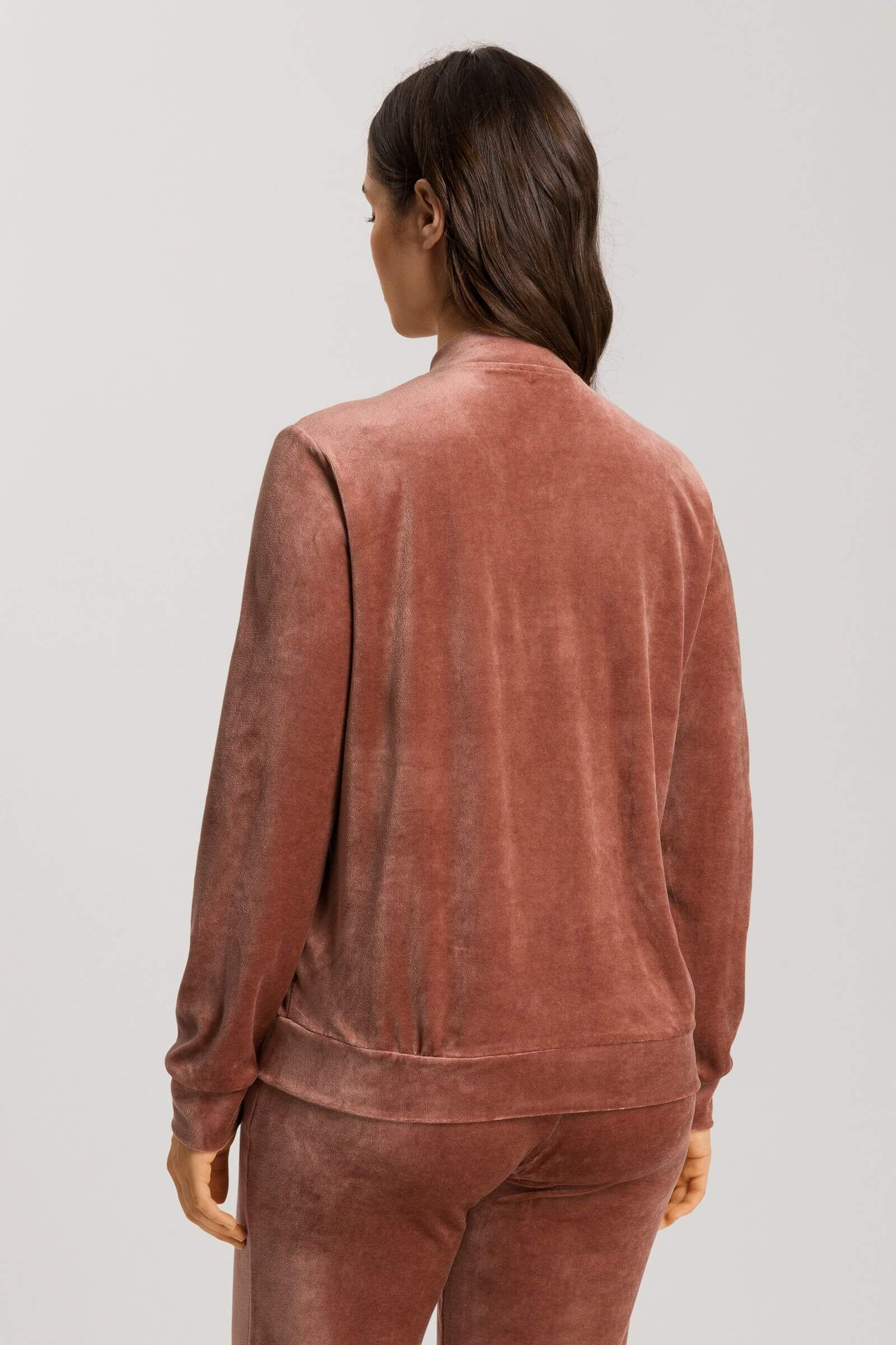 Толстовка из велюра. Цвет Коричневый (072348)