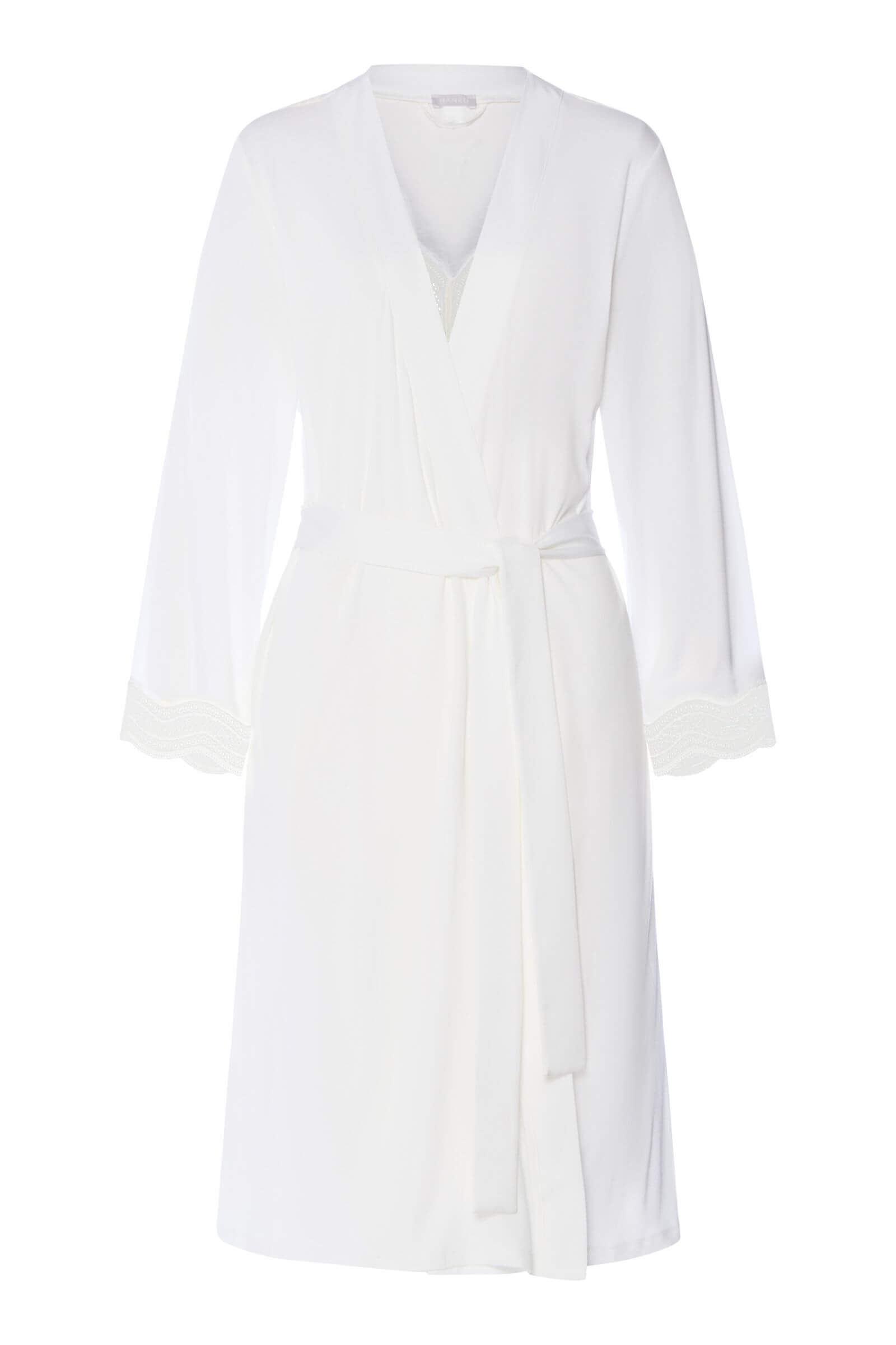 Халат из микромодала с кружевными вставками. Цвет Белый (070102)