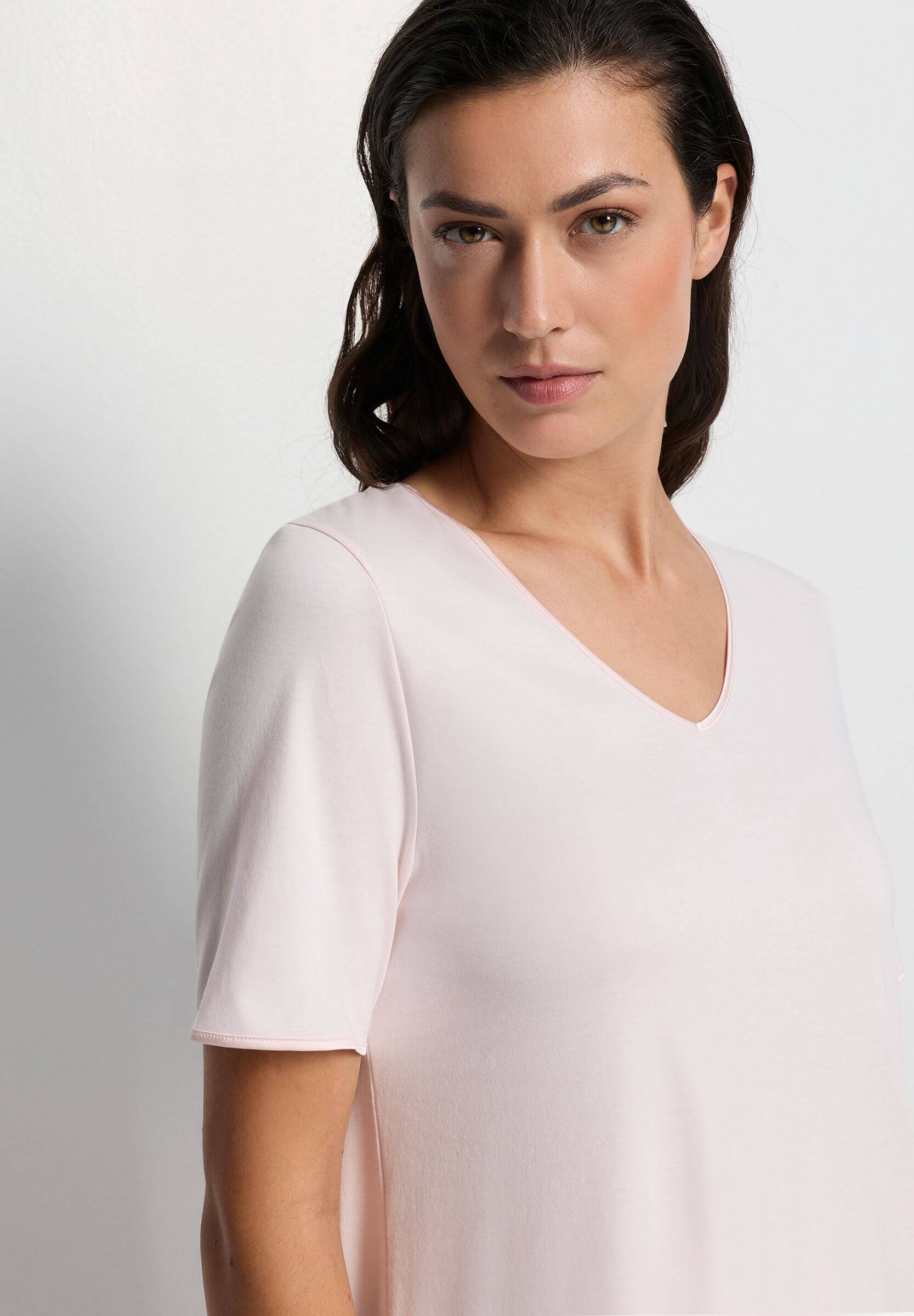 Ночная сорочка с отделкой шелком. Цвет Пудровый (071347)