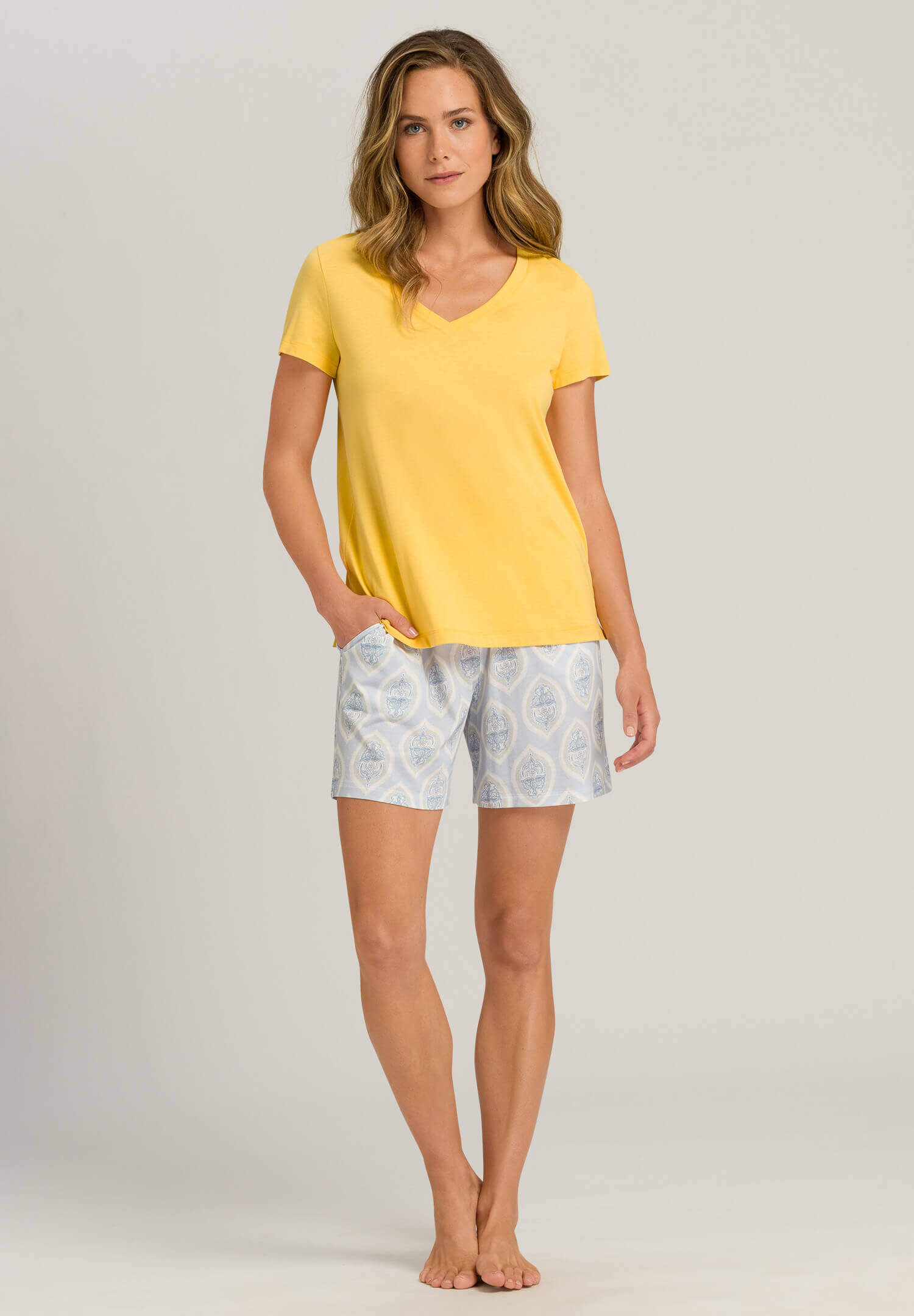 Шорты с боковыми карманами. Цвет Голубой (072365)