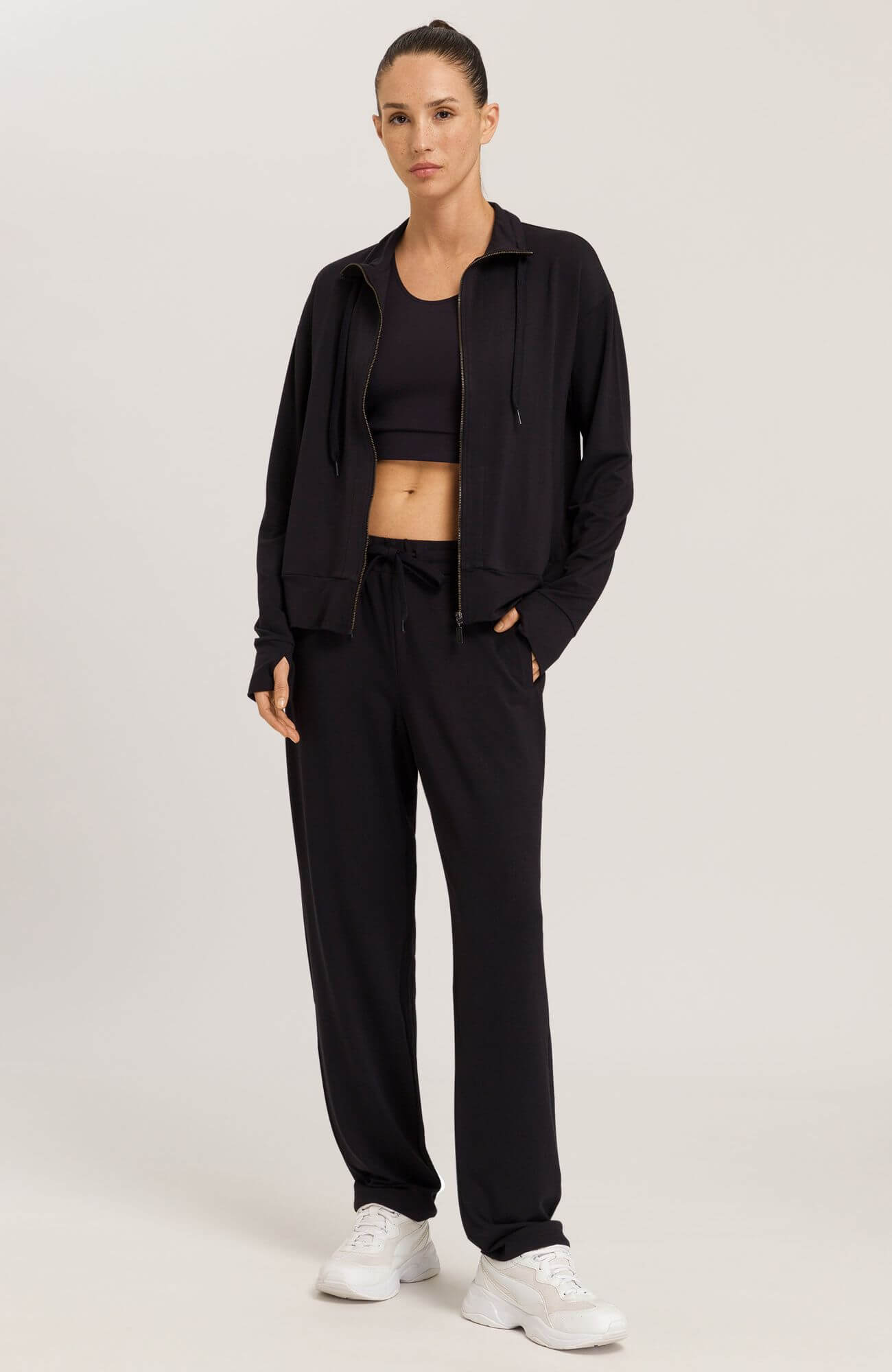 Длинные брюки из вискозы. Цвет Черный (072199)