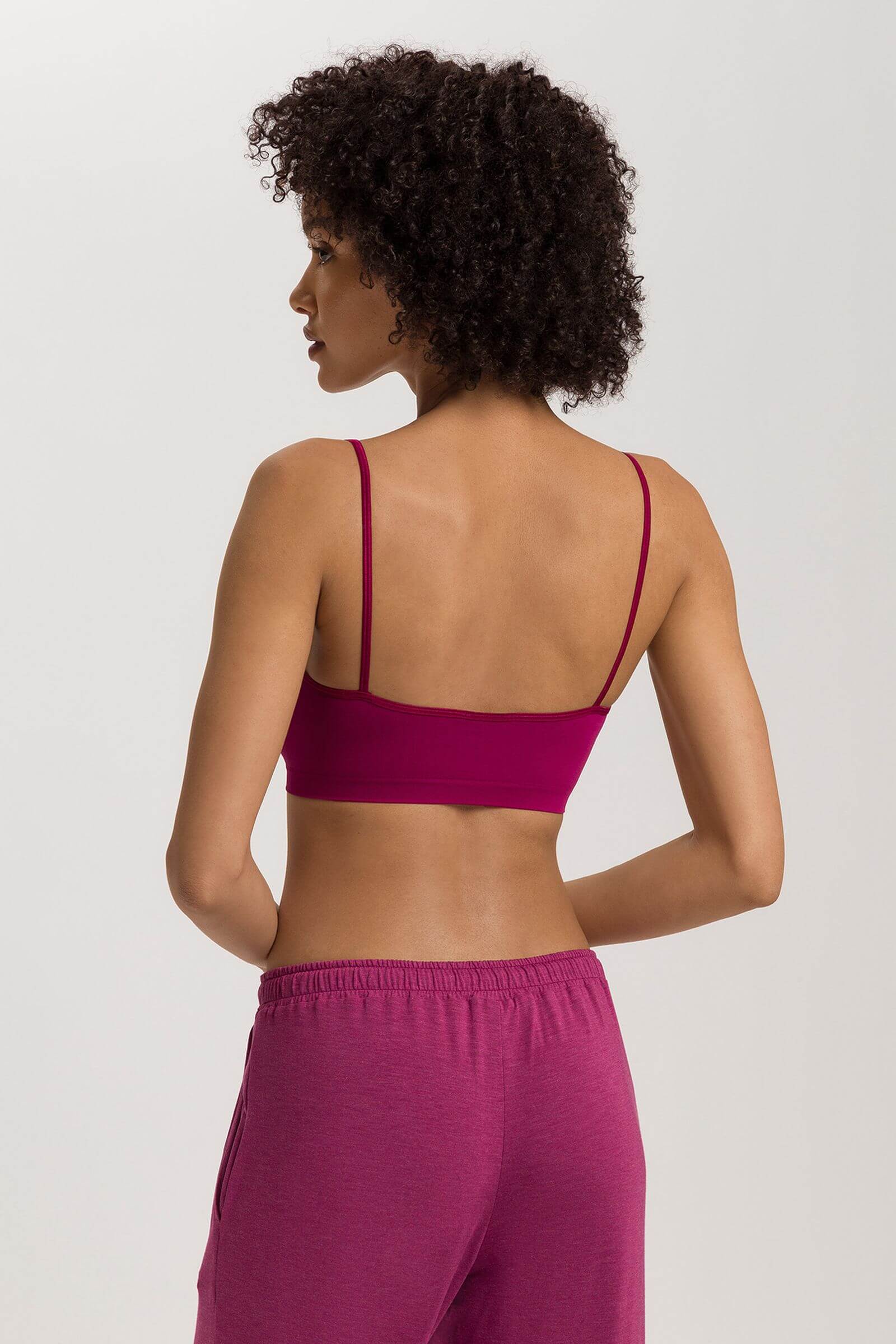 Бесшовный кроп-топ. Цвет Фуксия (072473)