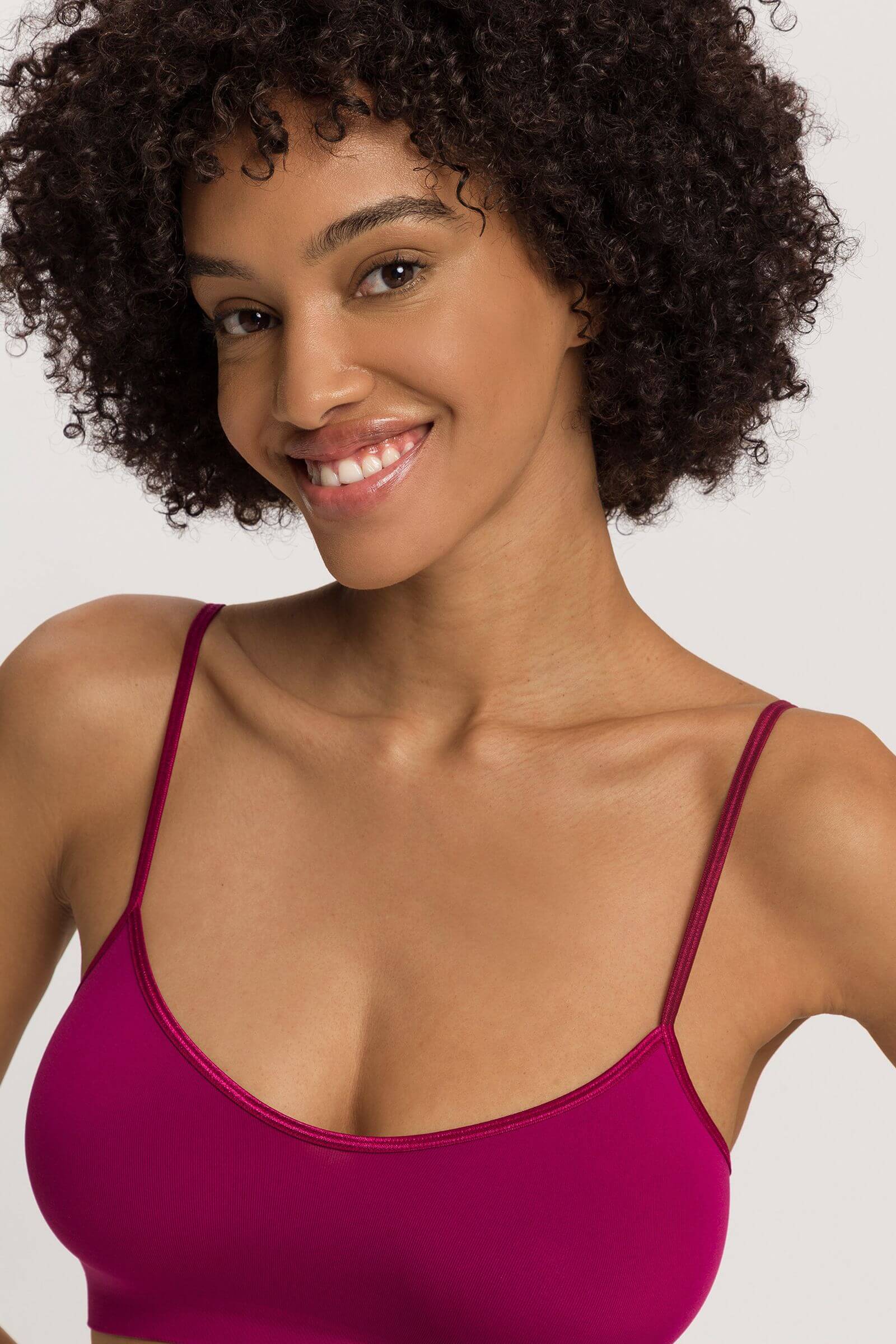 Бесшовный кроп-топ. Цвет Фуксия (072473)