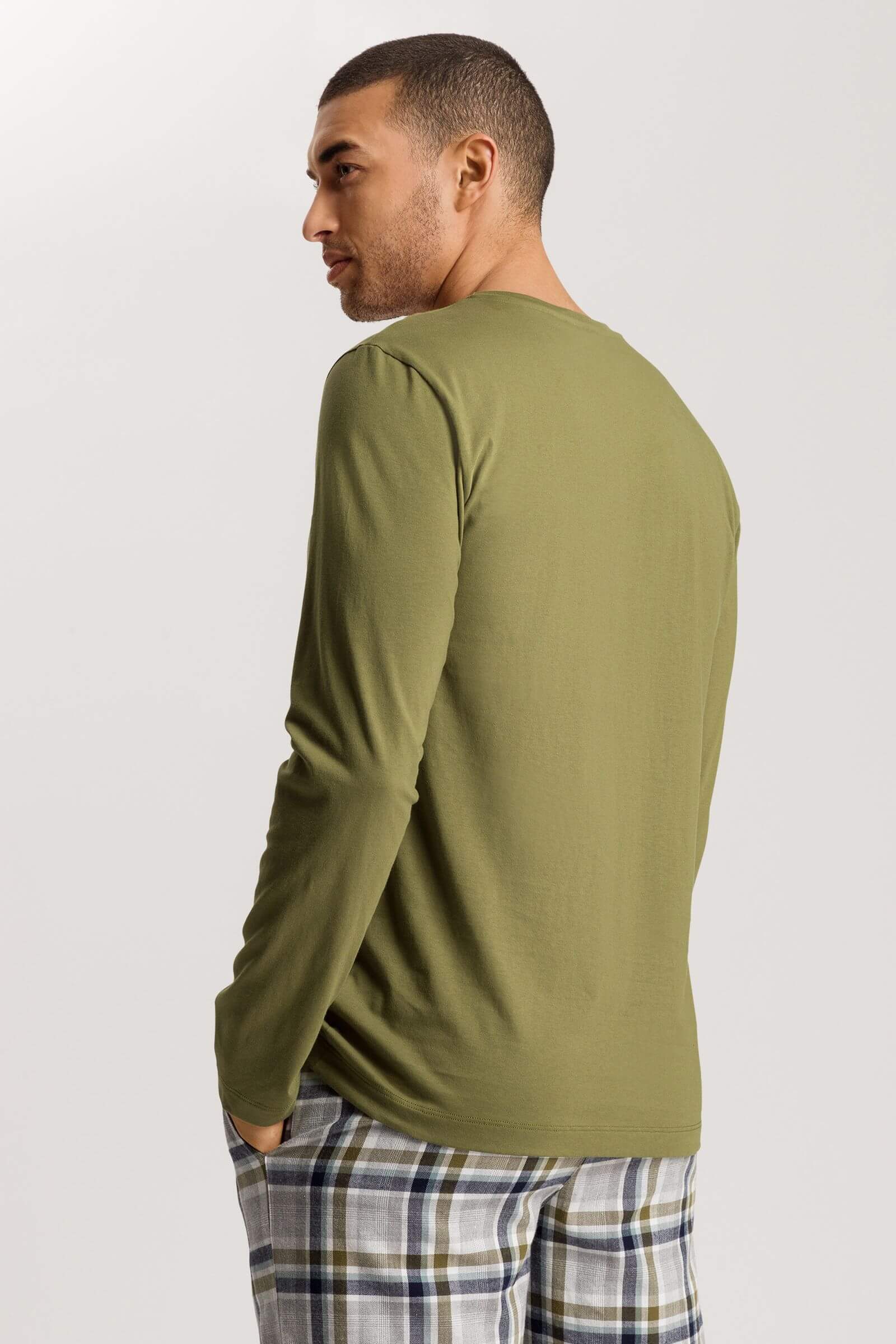 Лонгслив из 100% хлопка. Цвет Зеленый (072729)