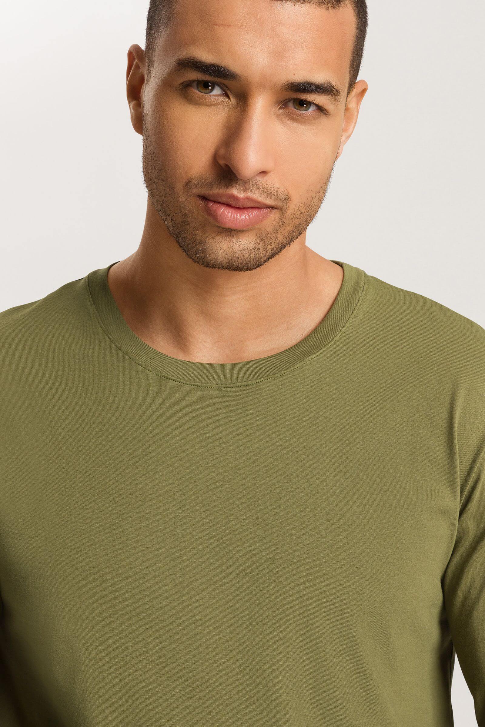 Лонгслив из 100% хлопка. Цвет Зеленый (072729)