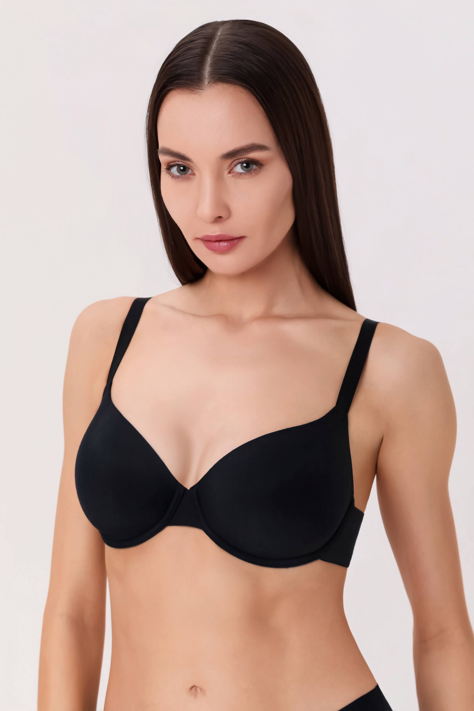 Бесшовный бюстгальтер спейсер. Цвет Черный (070199)