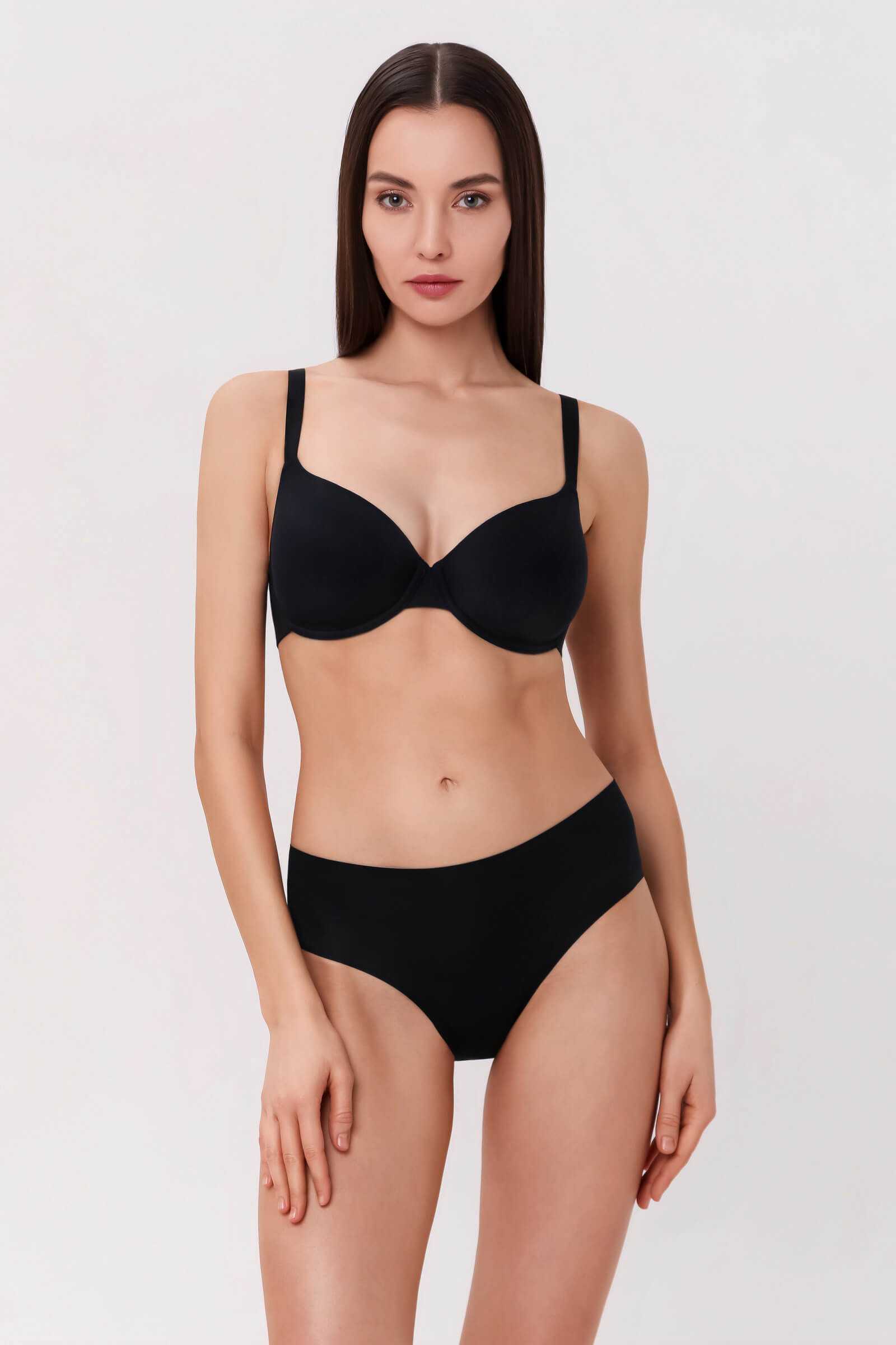 Бесшовный бюстгальтер спейсер. Цвет Черный (070199)