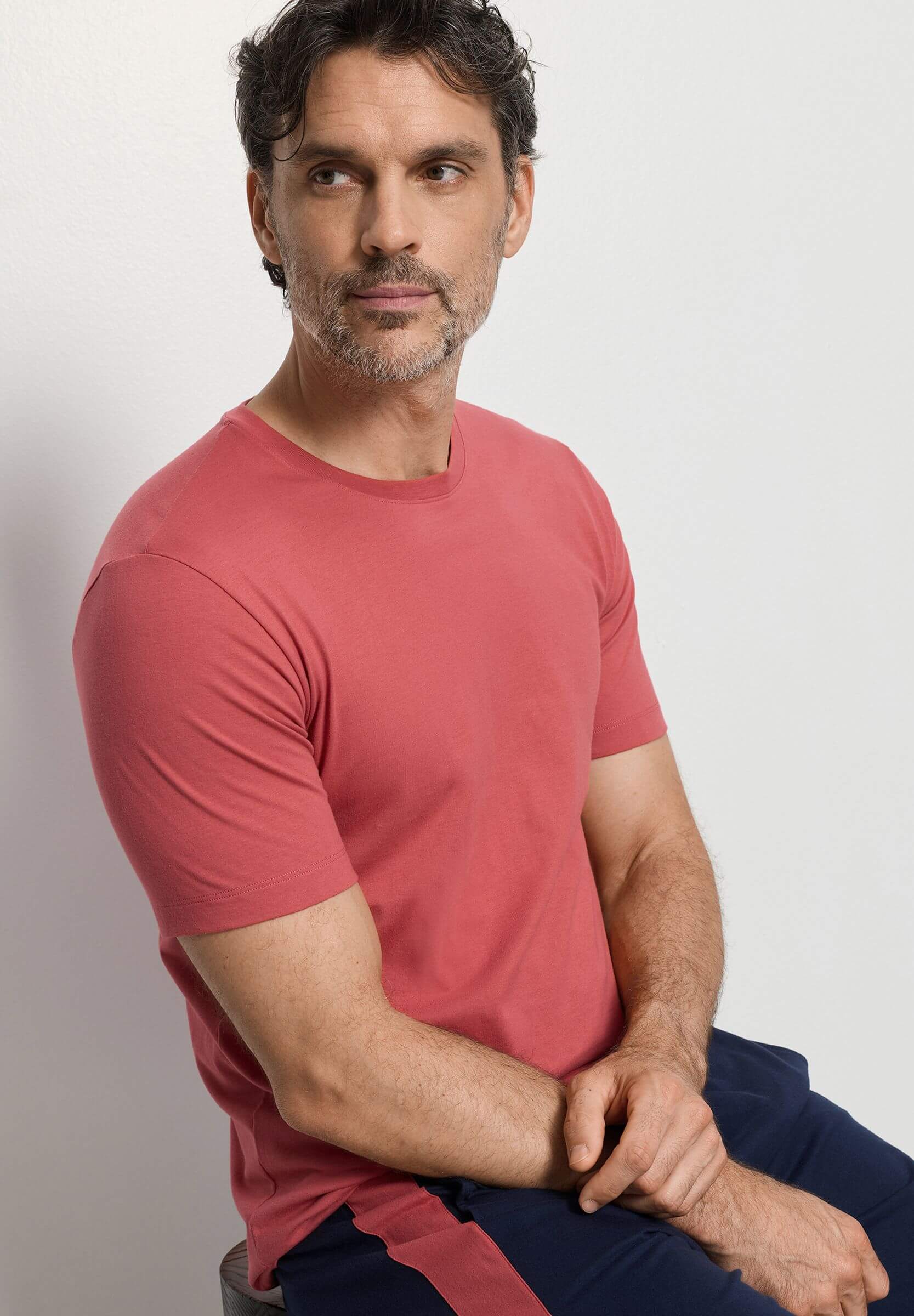 Футболка из 100% хлопка. Цвет Красный (072420)