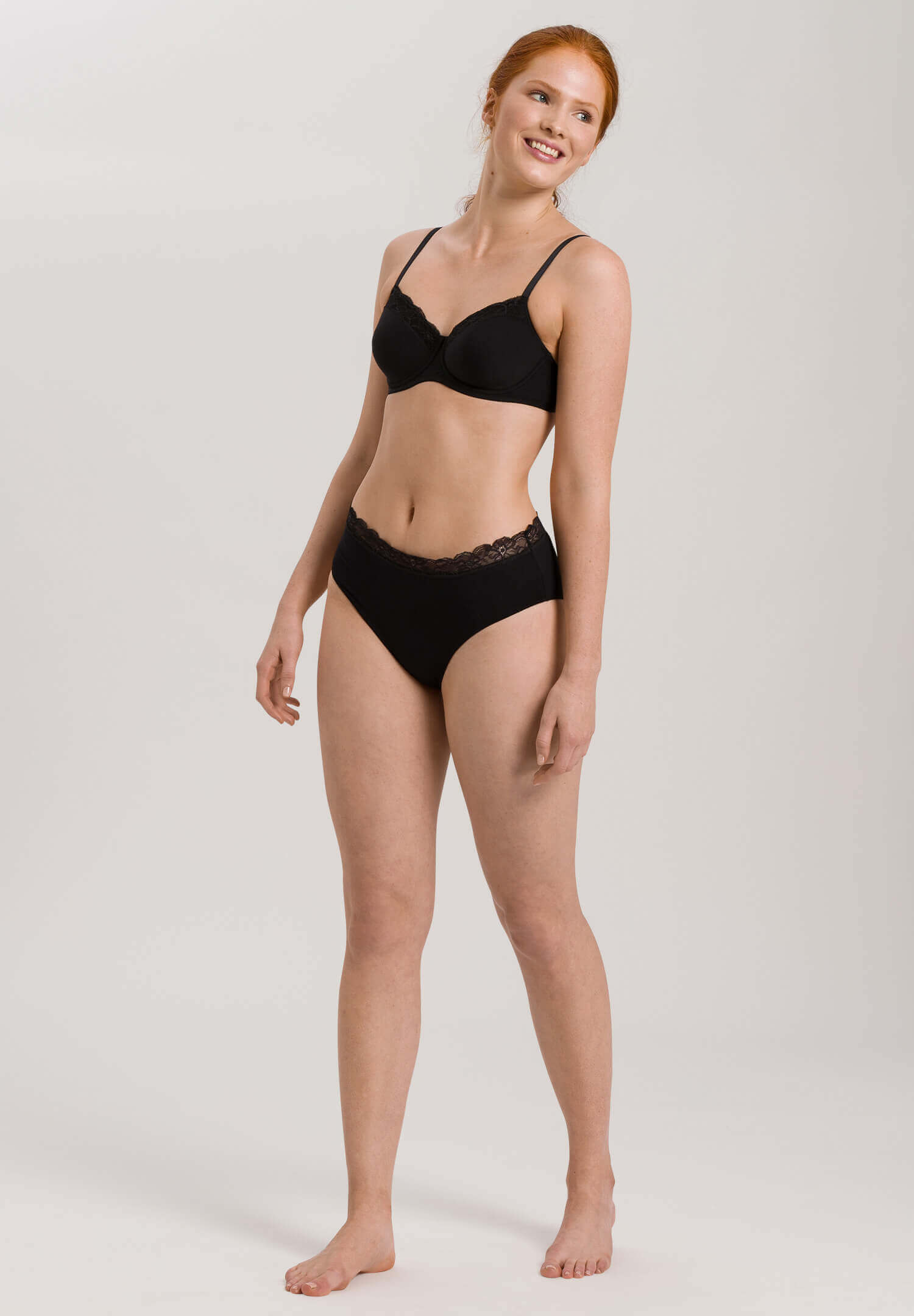 Трусы слипы с кружевным поясом. Цвет Черный (070019)