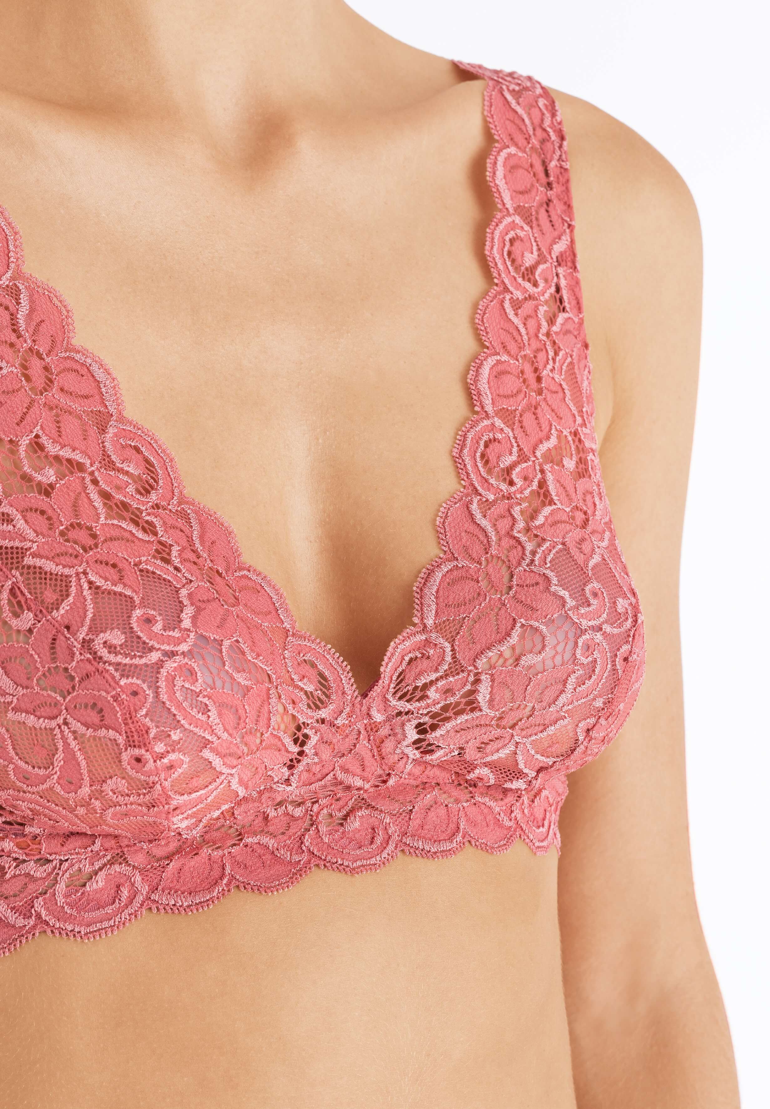 Кружевной бюстгальтер с треугольными чашками. Цвет Красный (071275)