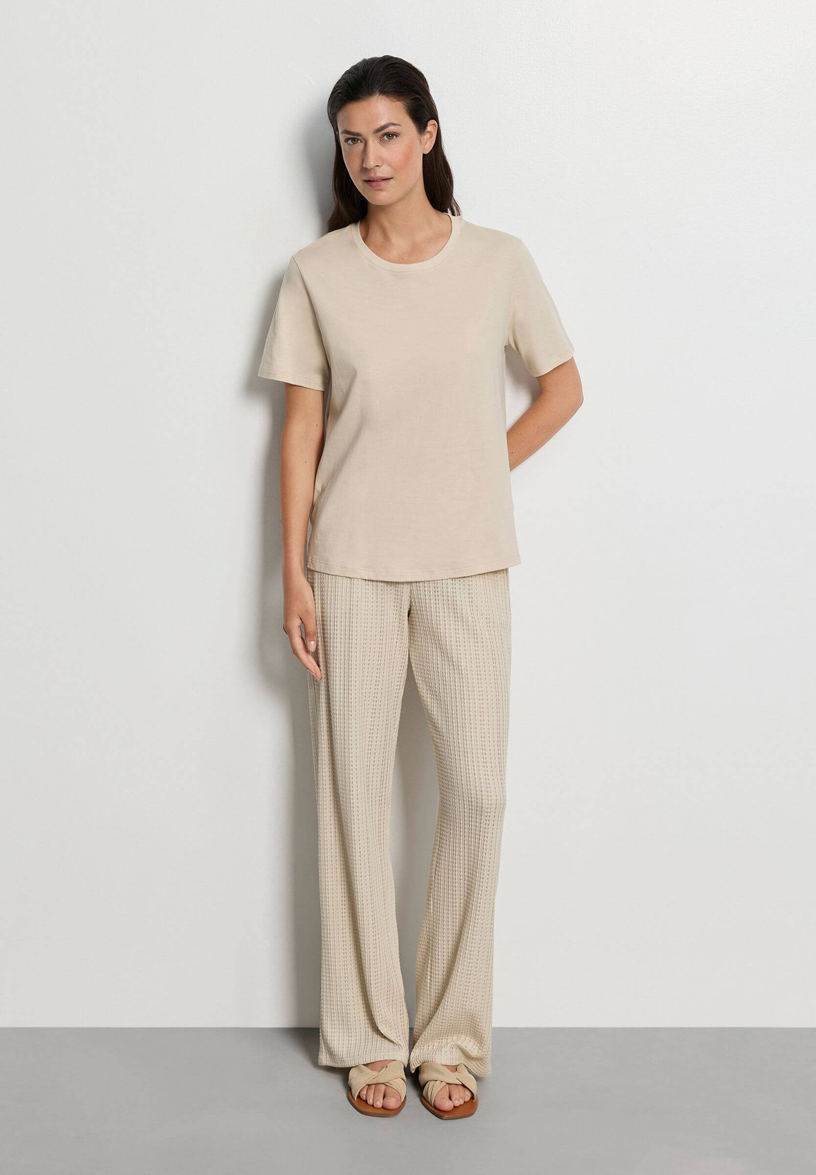 Футболка с круглым вырезом. Цвет Бежевый (072671)