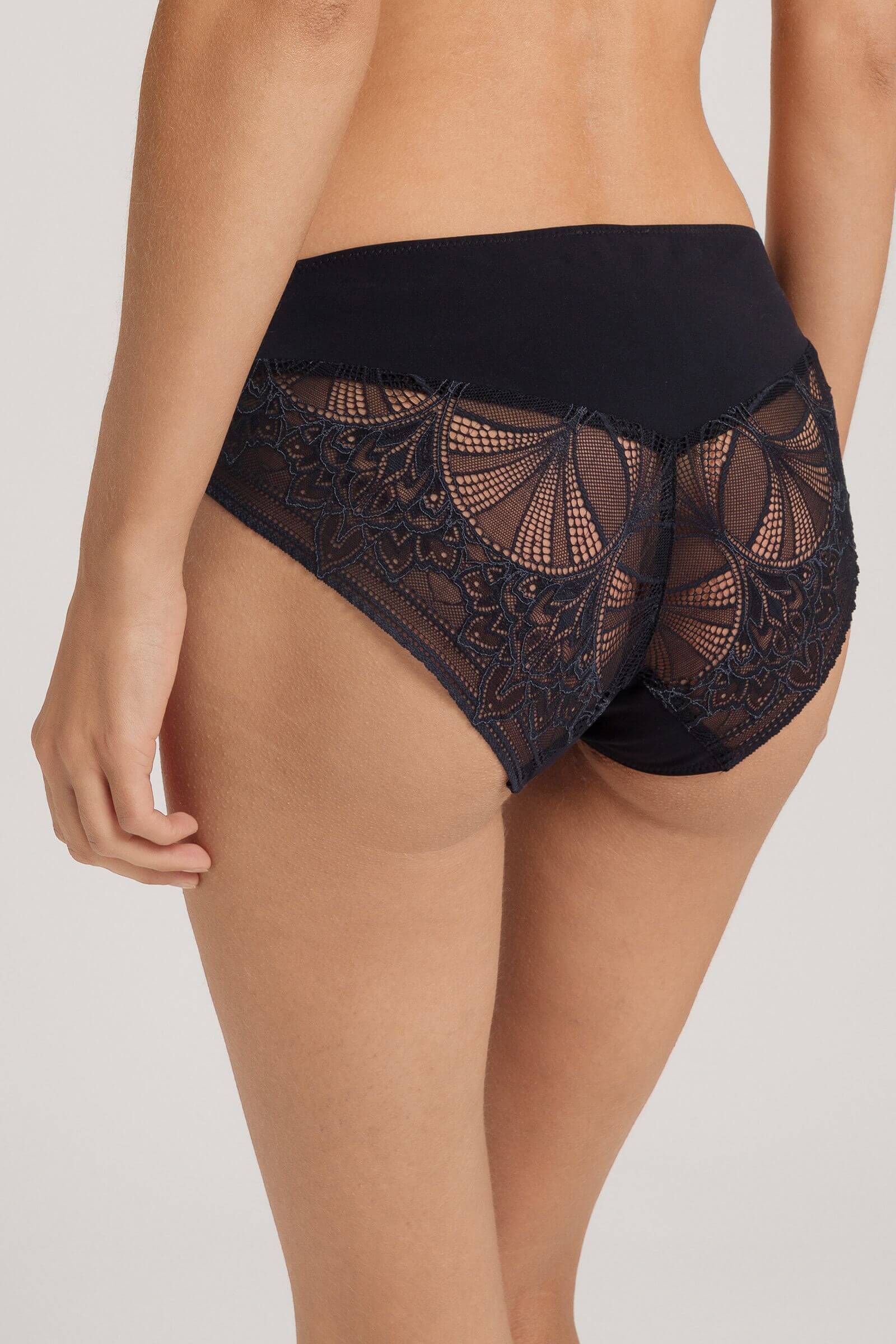 Трусы слипы с кружевом. Цвет Черный (070019)