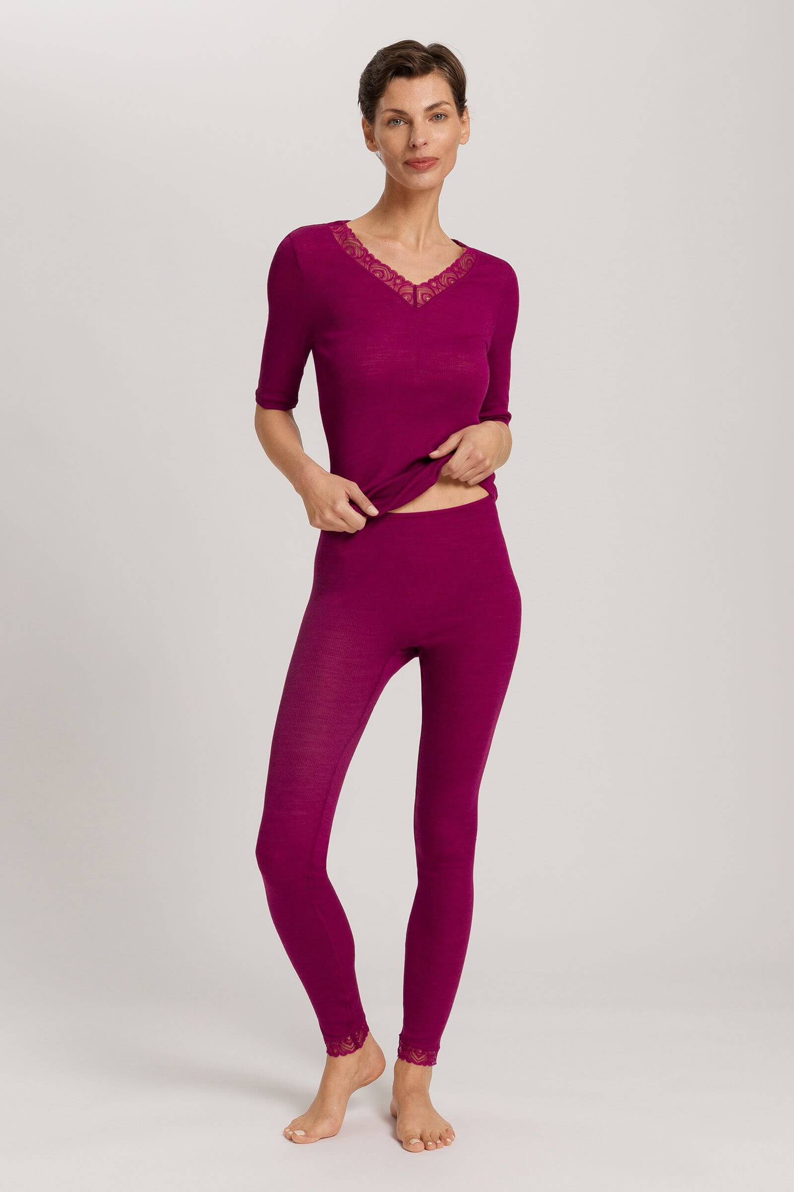 Термолонгслив из шерсти и шелка с кружевом. Цвет Фуксия (072473)