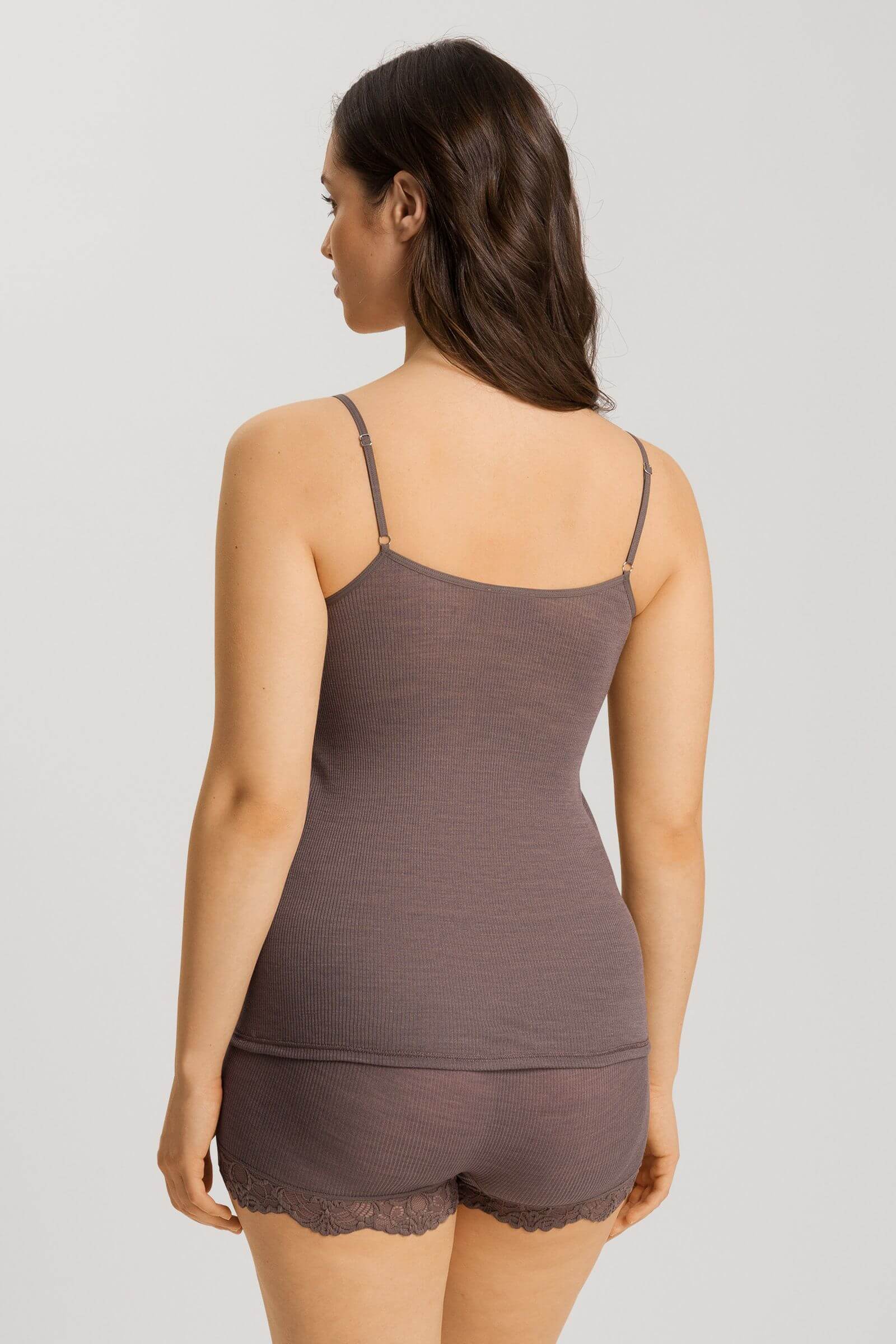 Термомайка из шерсти мериноса и шелка с цветочным кружевом. Цвет Коричневый (072756)