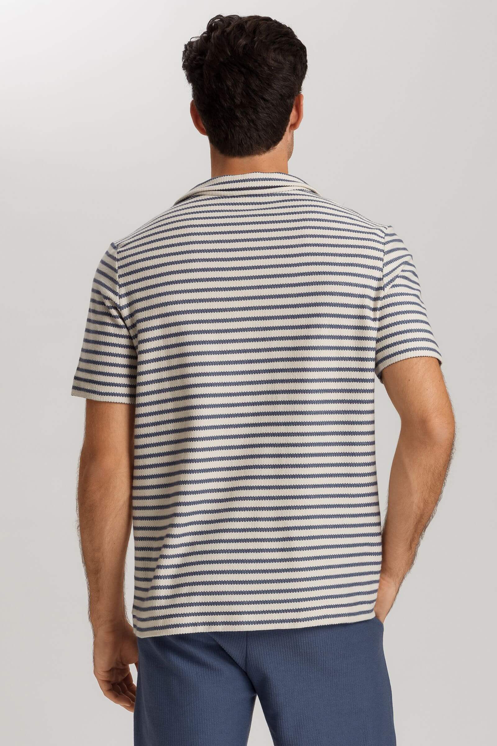 Футболка с воротником поло. Цвет Кремовый (073026)