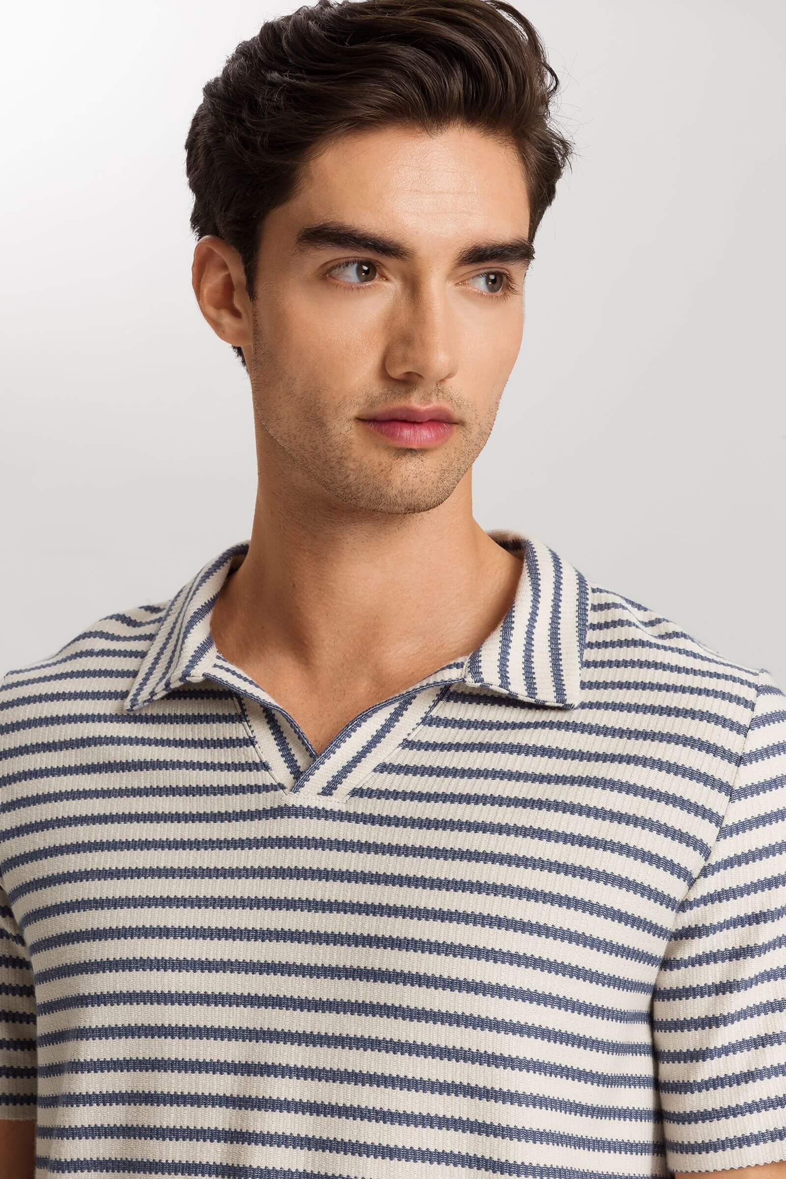 Футболка с воротником поло. Цвет Кремовый (073026)