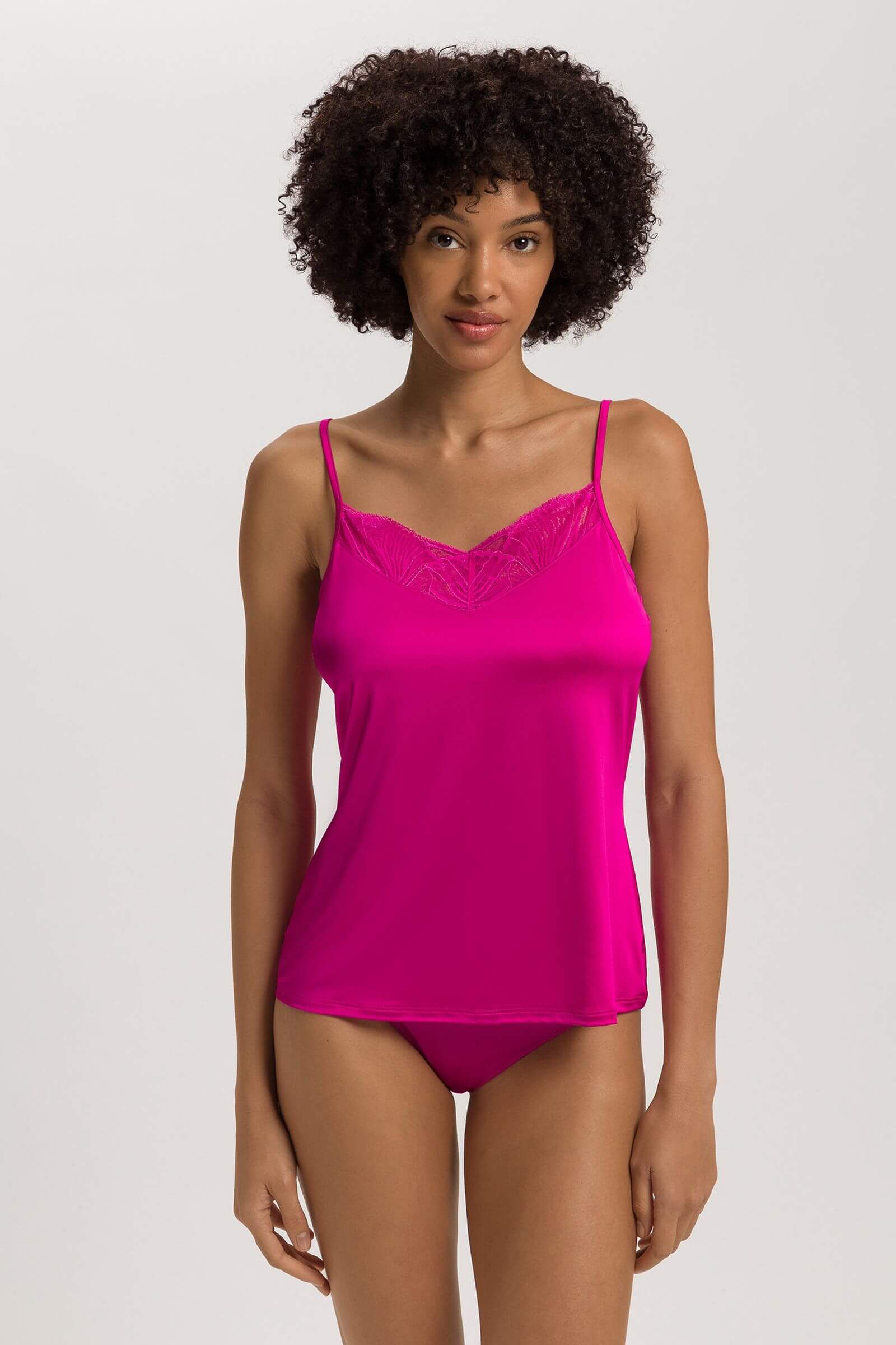 Топ из вискозы с кружевом. Цвет Фуксия (071370)