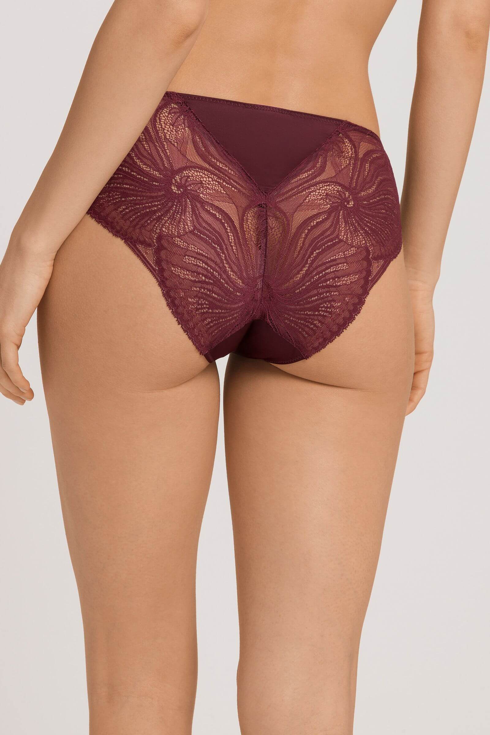 Трусы хипстеры из вискозы с кружевом. Цвет Бордовый (072421)