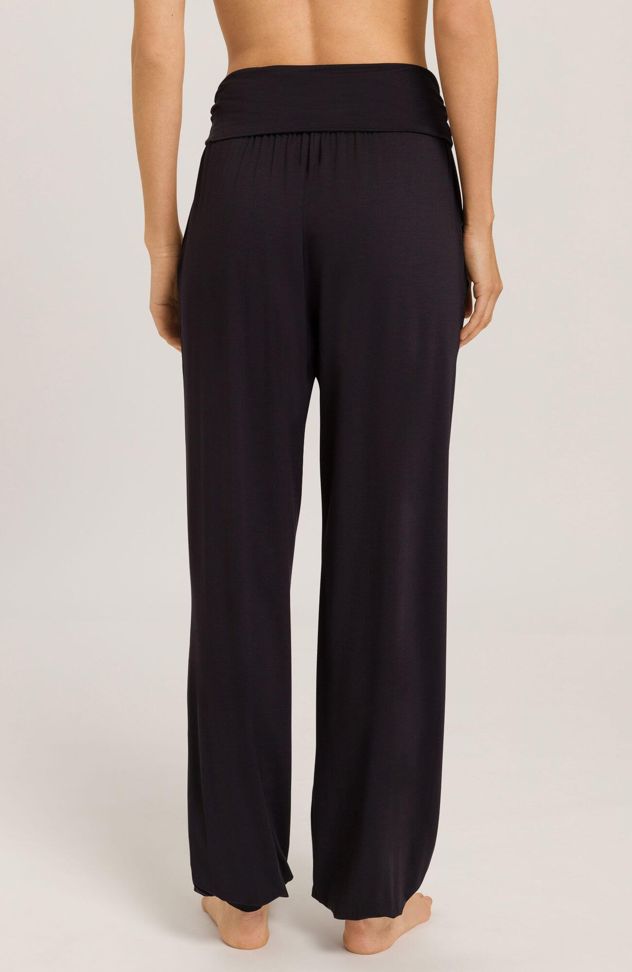 Длинные брюки. Цвет Черный (072199)