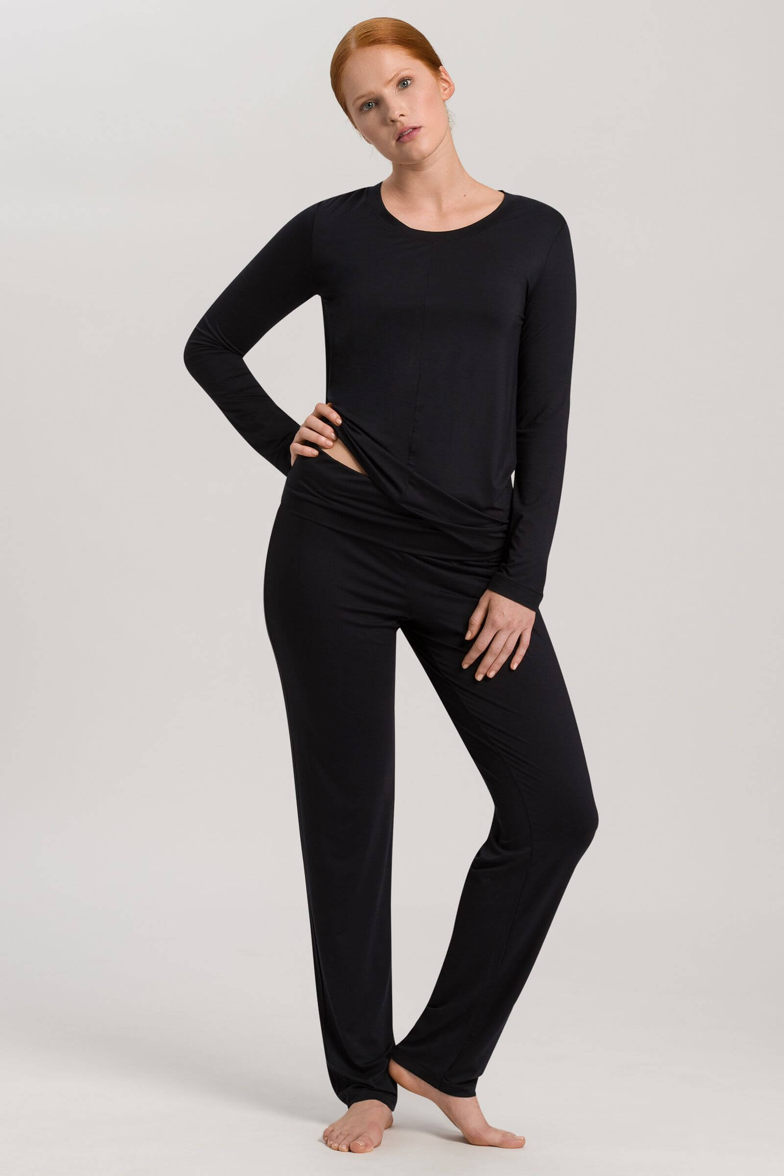 Длинные брюки с завышенной посадкой. Цвет Черный (072199)