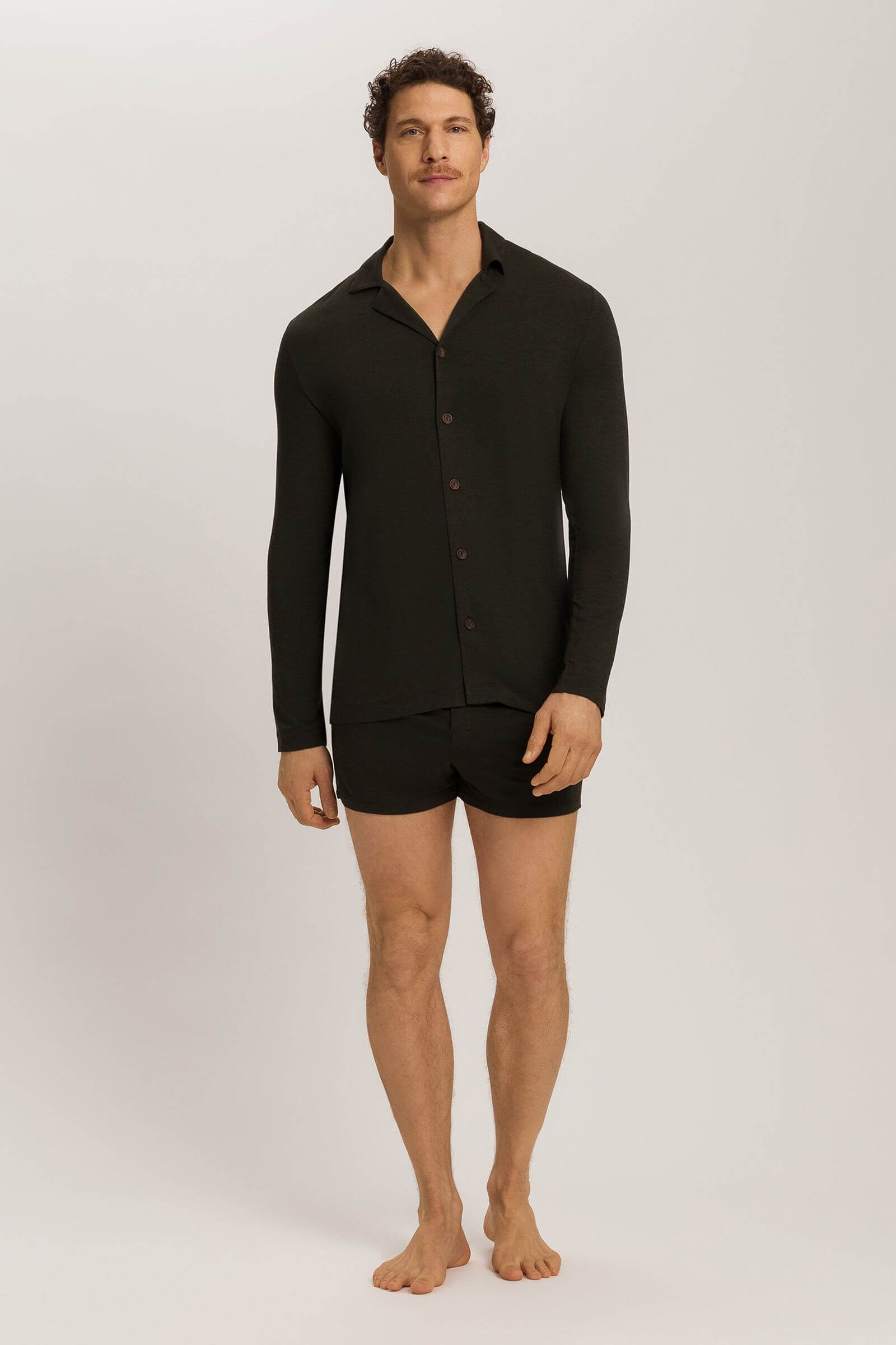 Трусы боксеры из вискозы. Цвет Черный (3044)