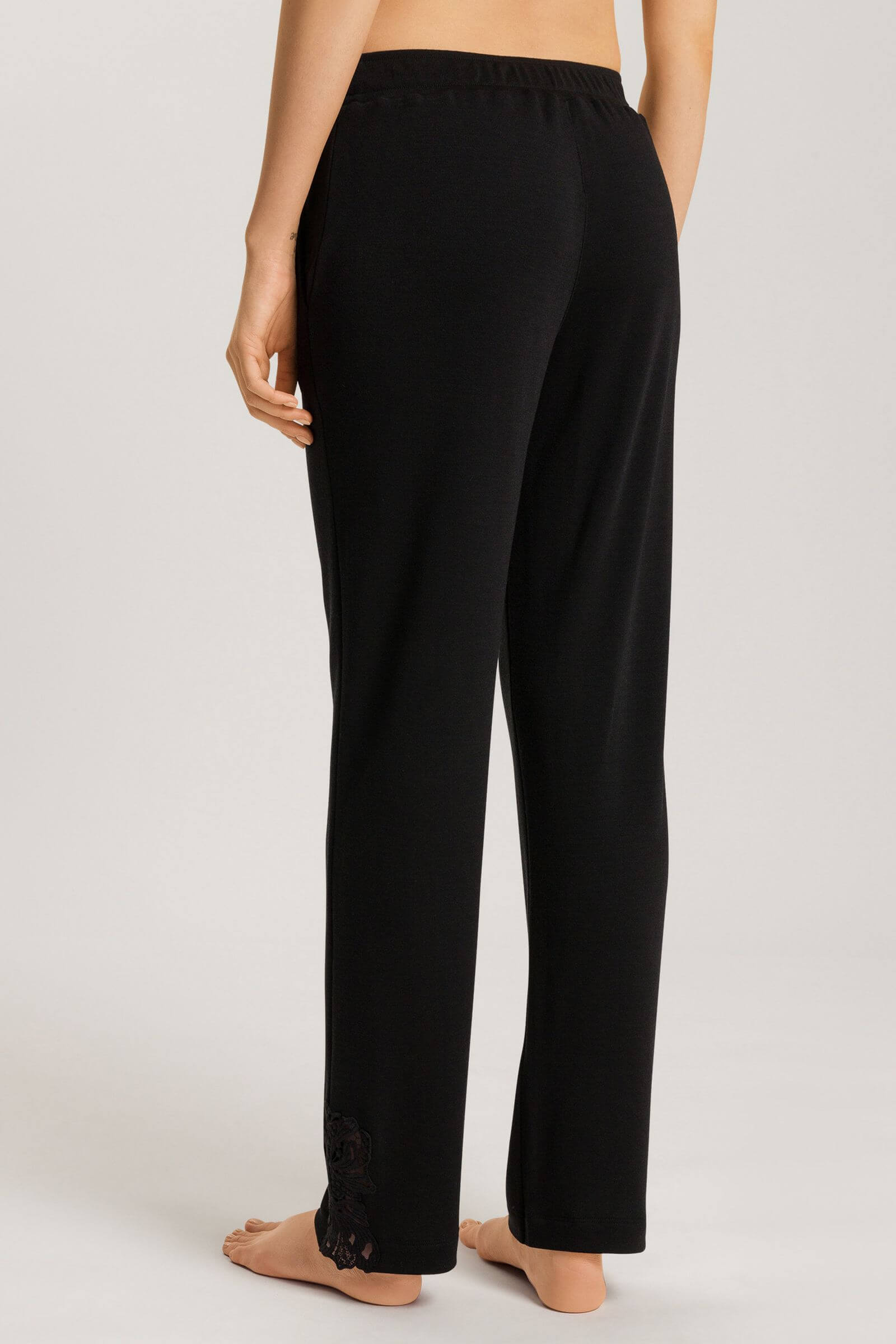 Свободные брюки из шерсти мериноса. Цвет Черный (070018)