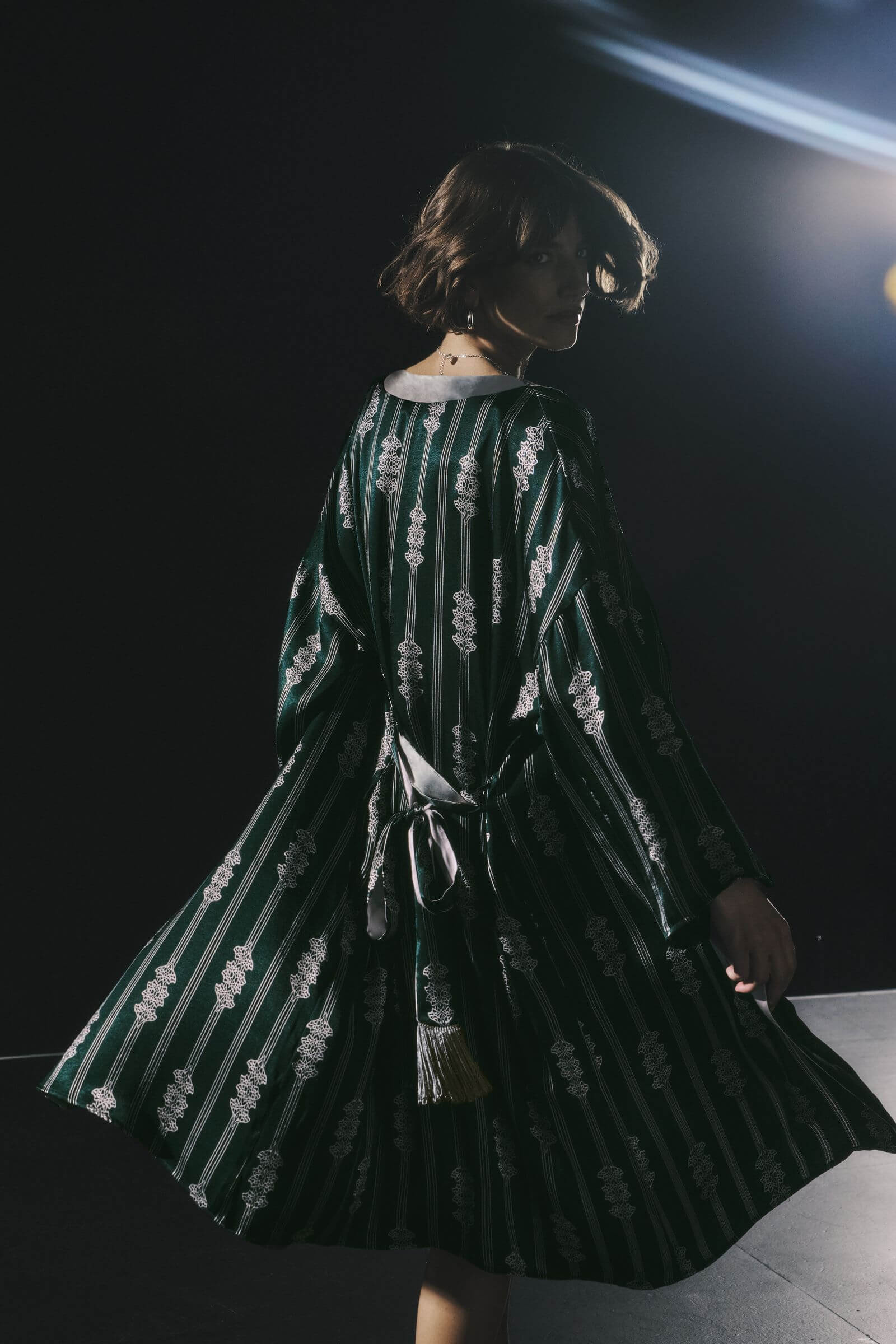 Легкий халат из вискозы. Цвет Зеленый (073060)