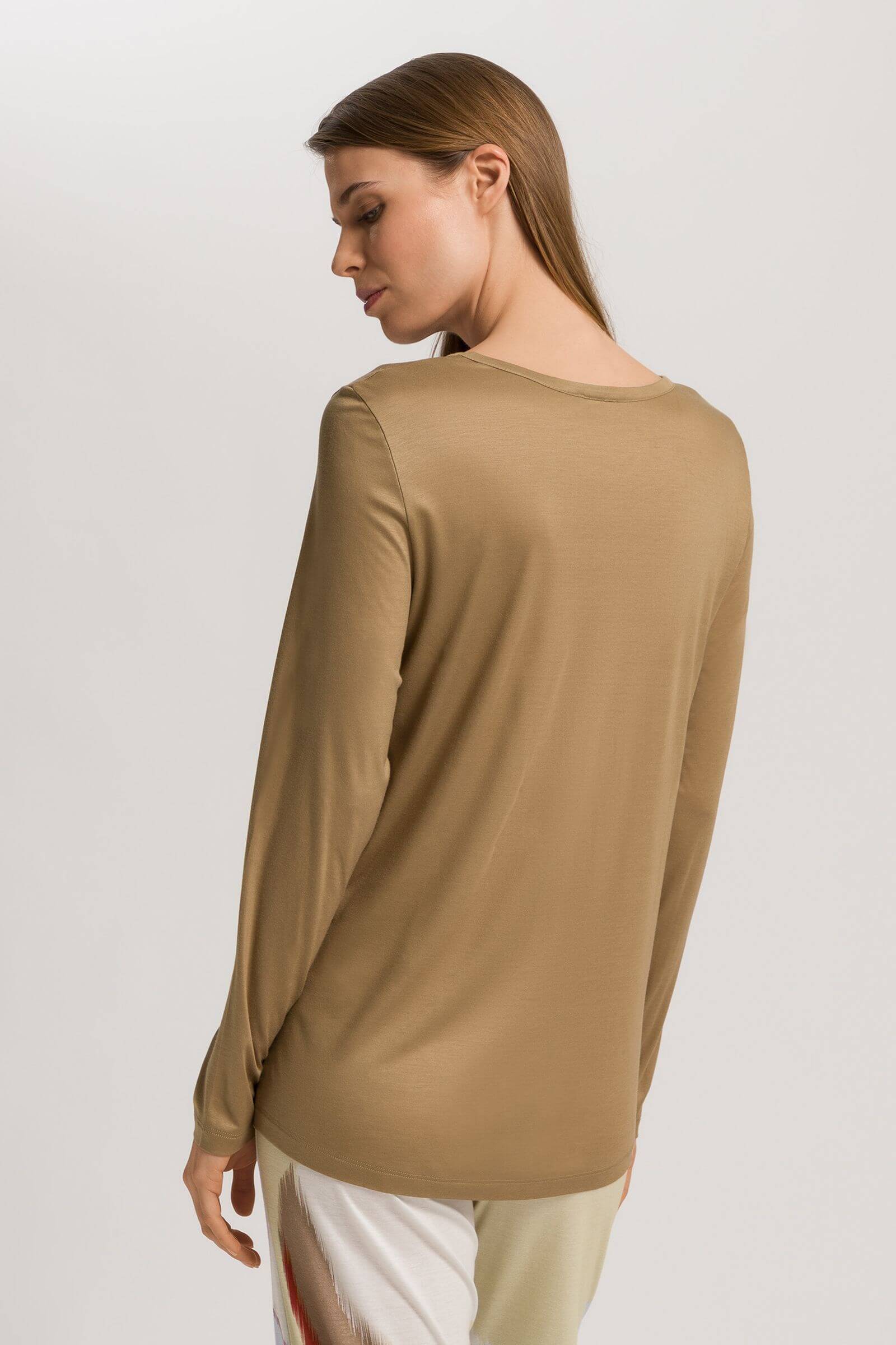 Лонгслив из 100% модала. Цвет Бежевый (071711)