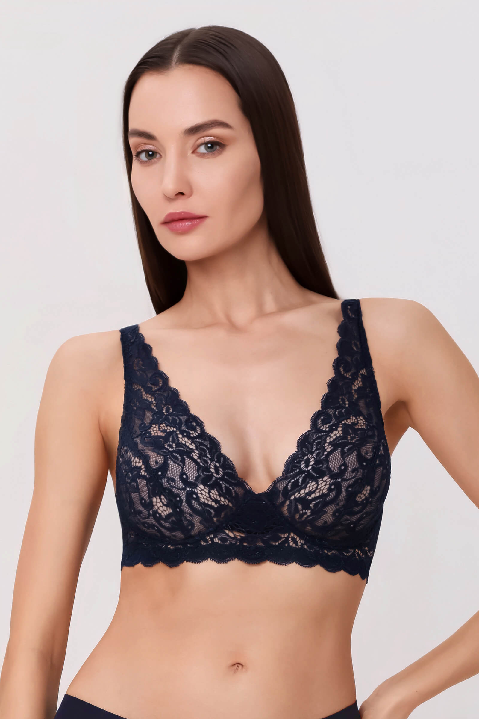 Кружевной бюстгальтер с треугольными чашками. Цвет Синий (071647)