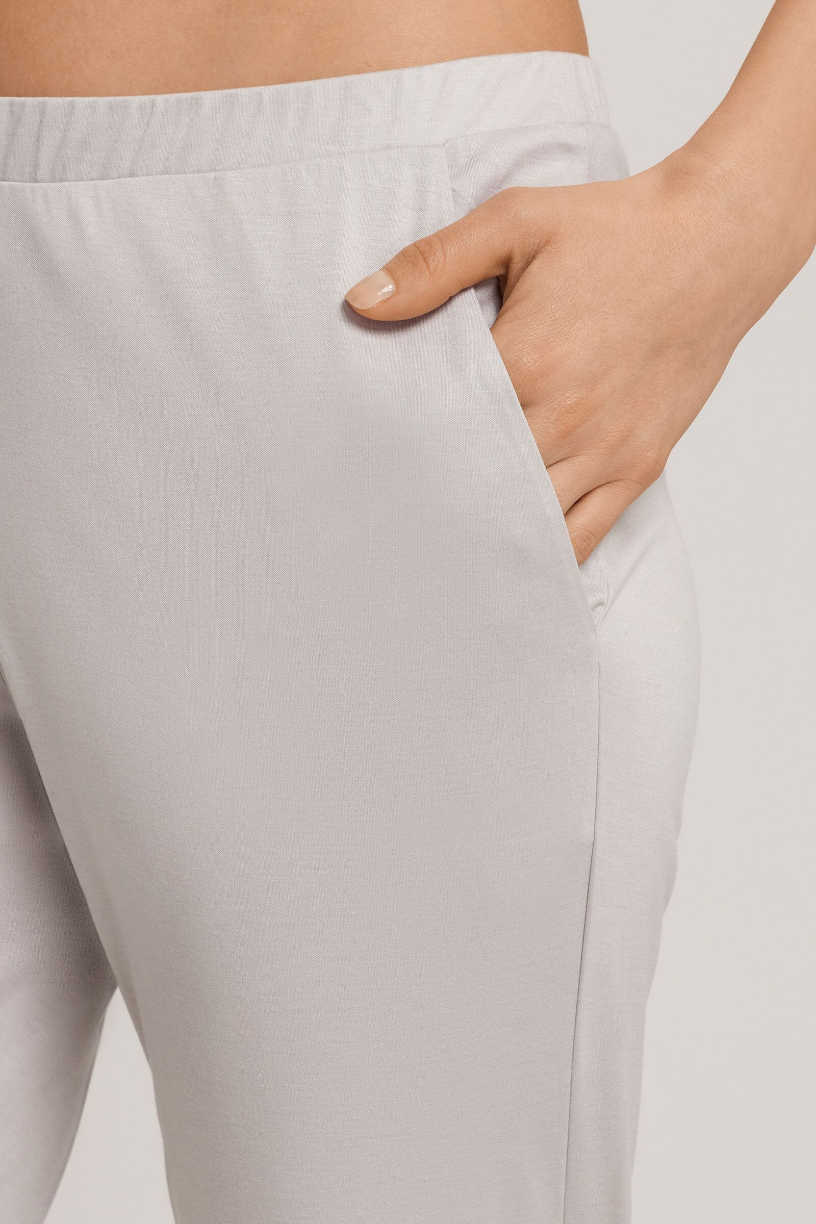 Брюки из микромодала и шелка с разрезами снизу. Цвет Серый (072652)