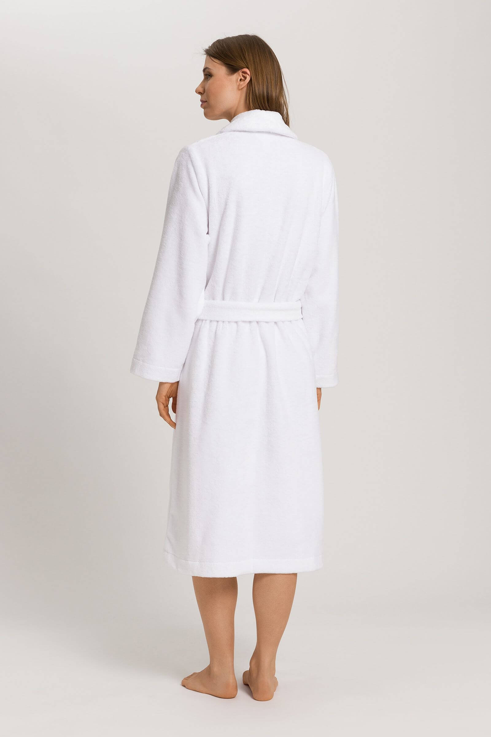 Махровый халат из хлопка. Цвет Белый (070101)
