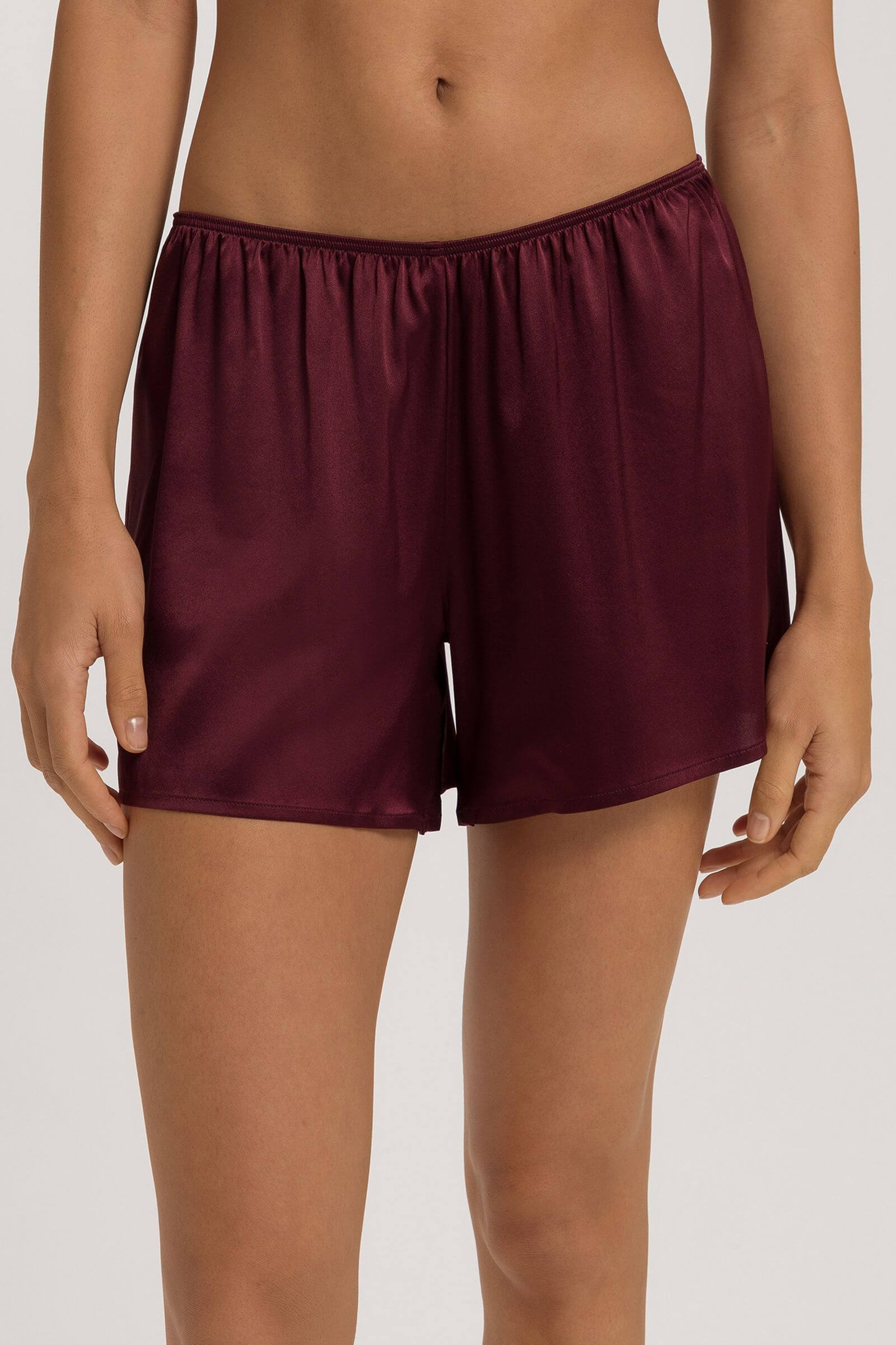 Шорты из шелка. Цвет Бордовый (072421)