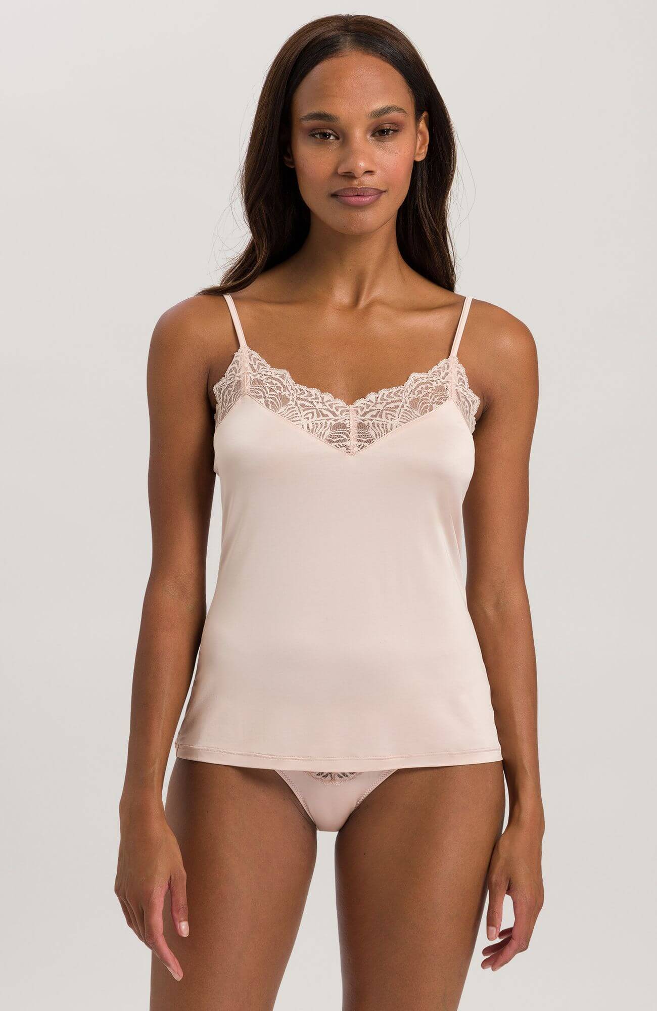 Топ с кружевом