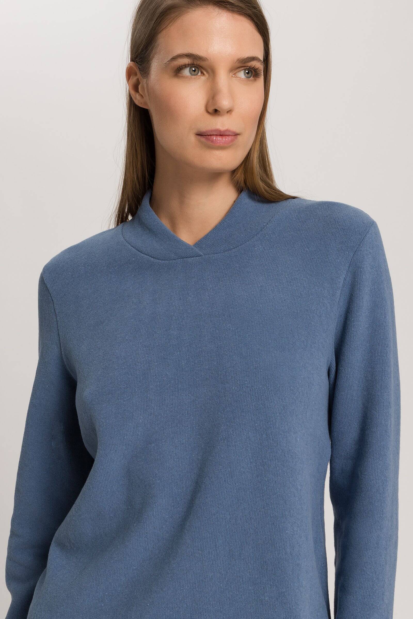 Лонгслив из смесового хлопка. Цвет Синий (073057)