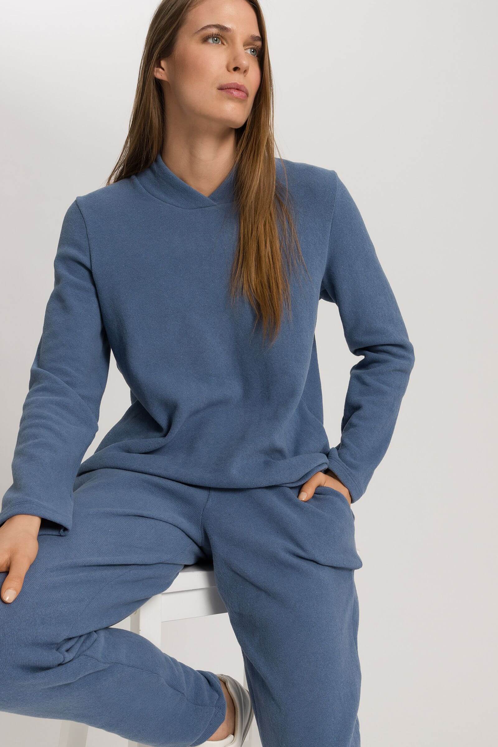 Лонгслив из смесового хлопка. Цвет Синий (073057)