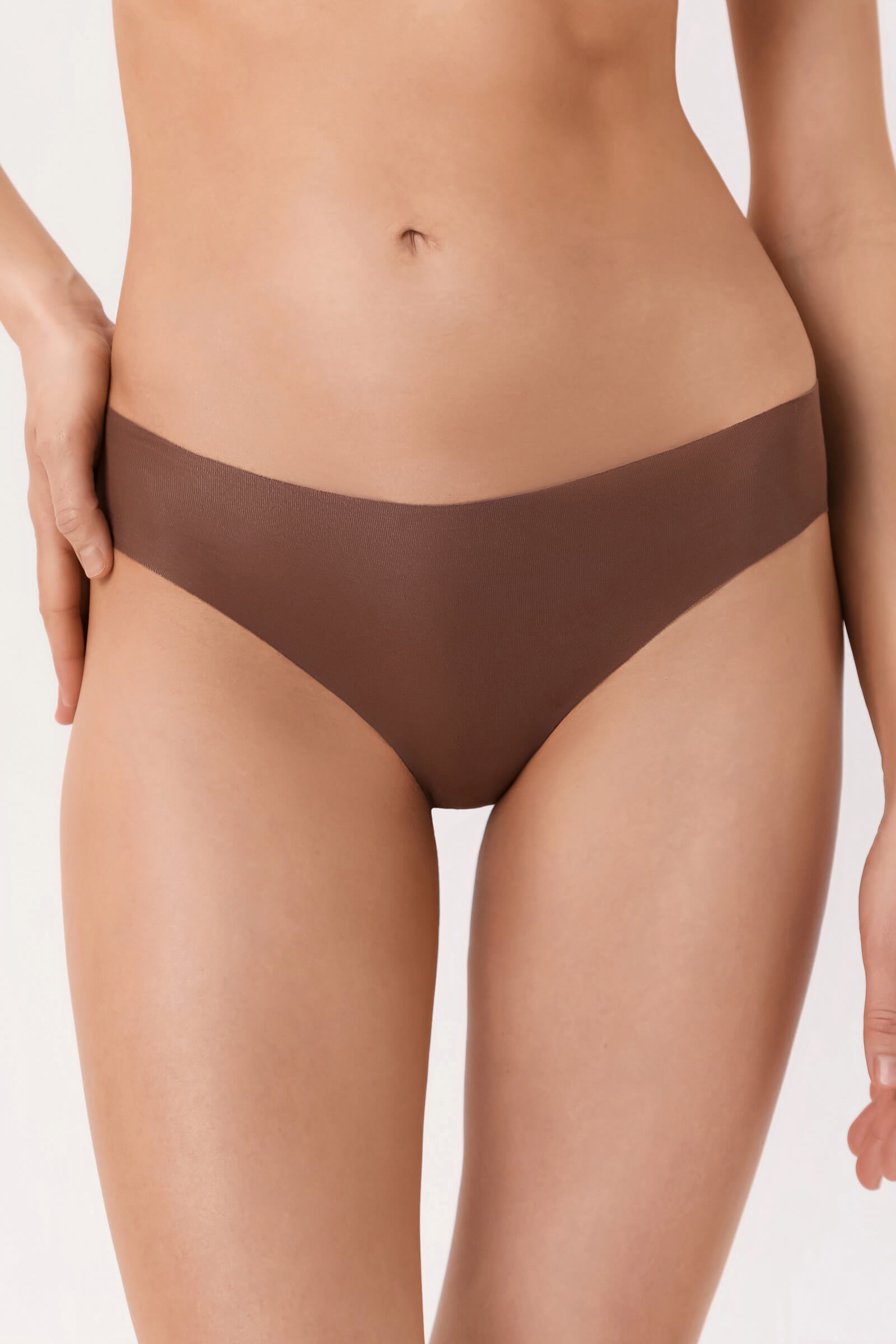 Бесшовные трусы слипы