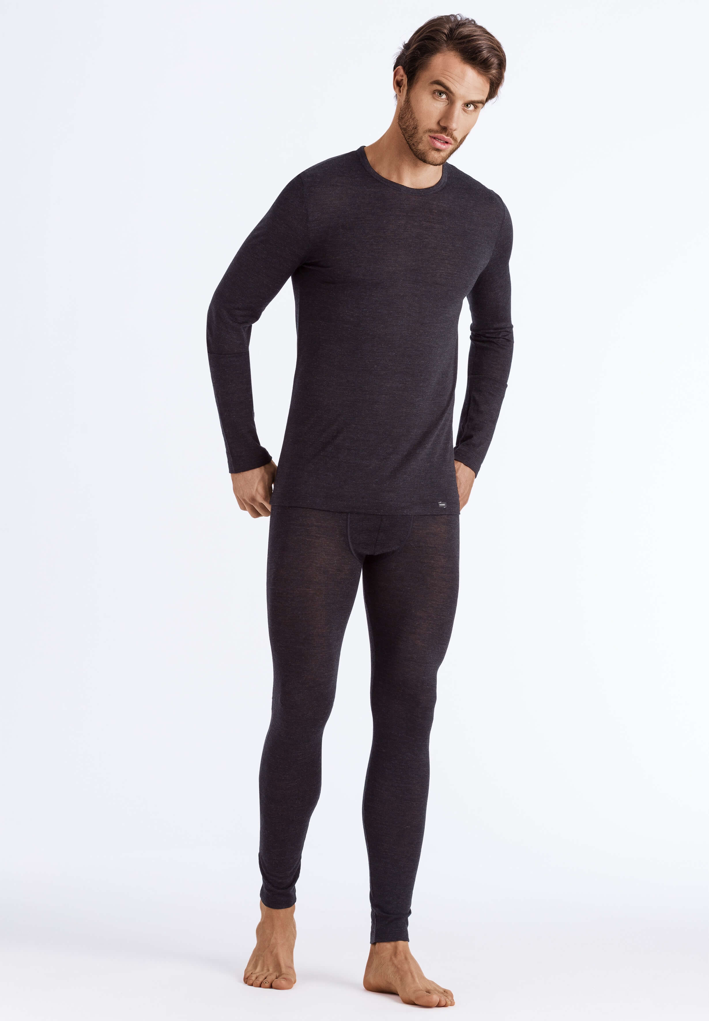 Термолонгслив из шерсти и шелка. Цвет Черный (070924)