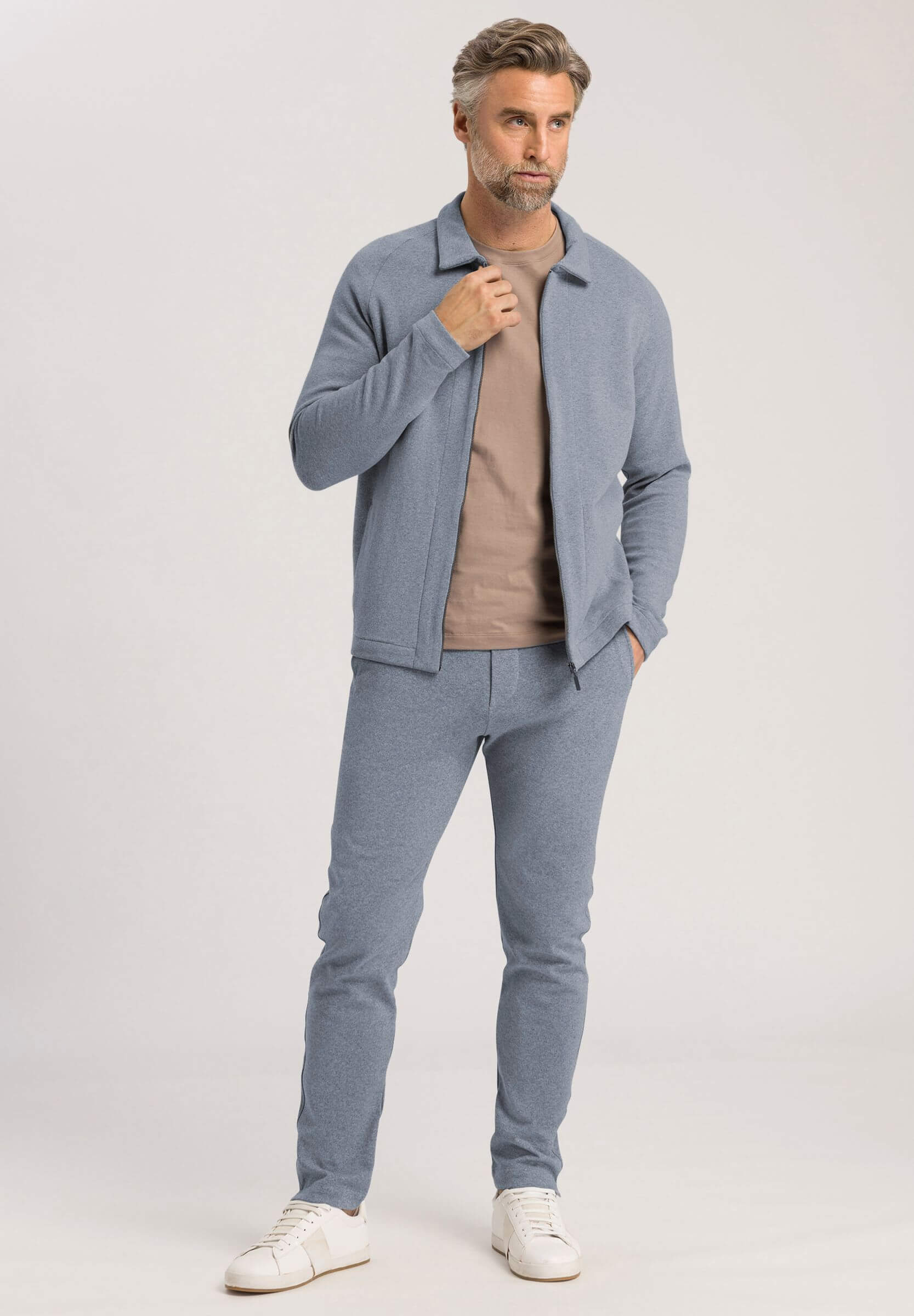 Толстовка из смесового хлопка. Цвет Серый (072362)