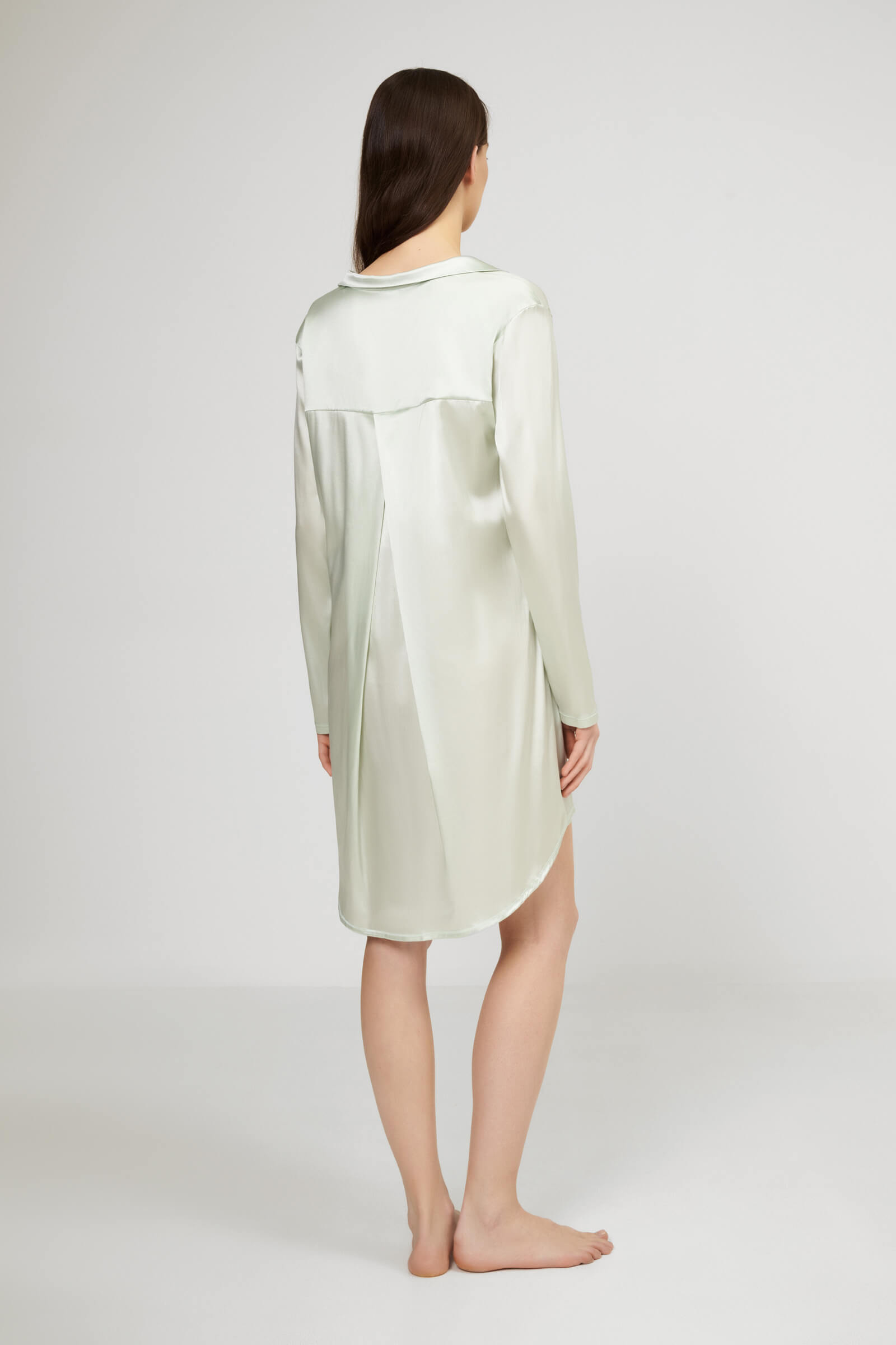 Шелковая ночная рубашка. Цвет Зеленый (072737)