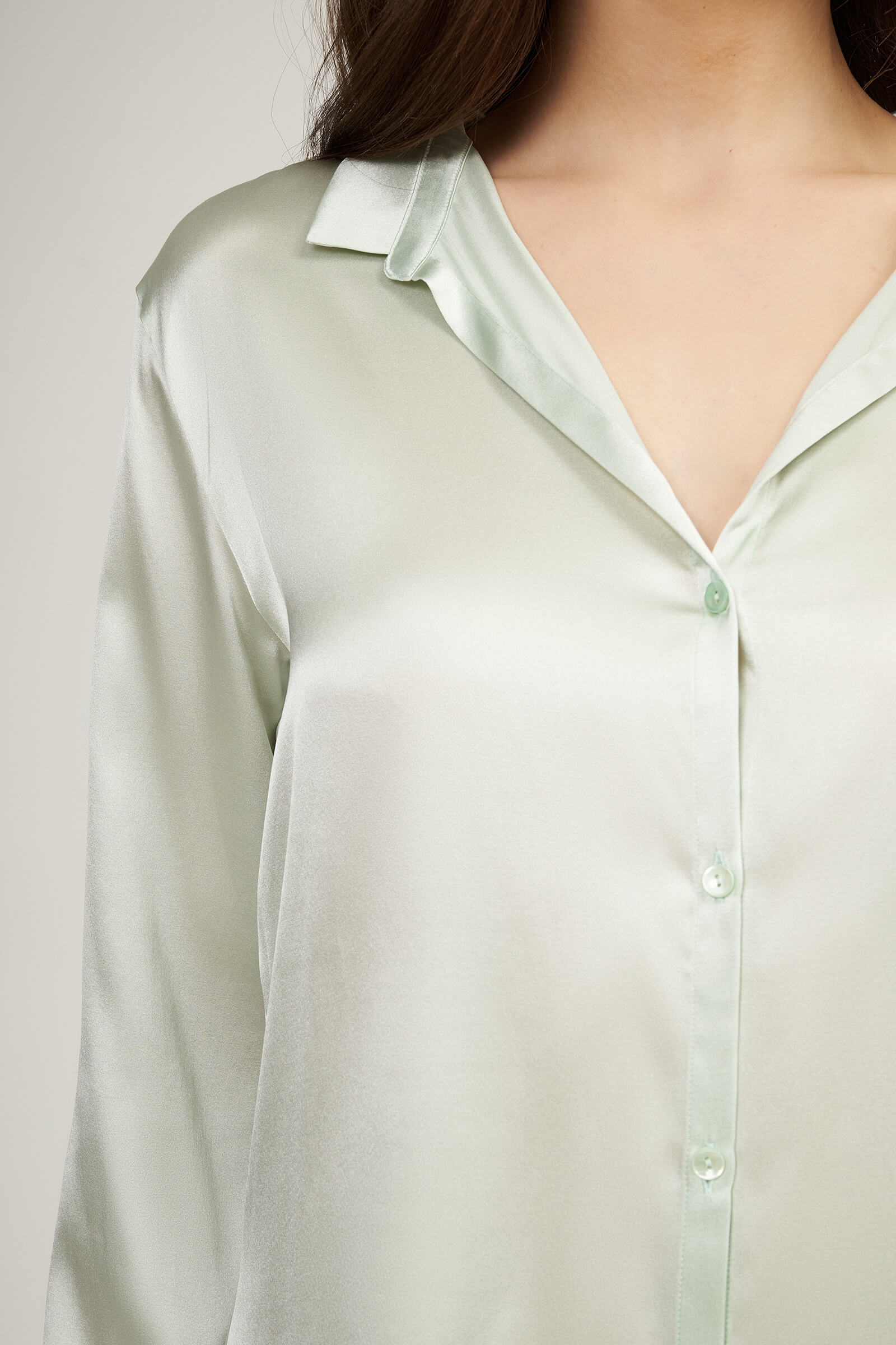 Шелковая ночная рубашка. Цвет Зеленый (072737)