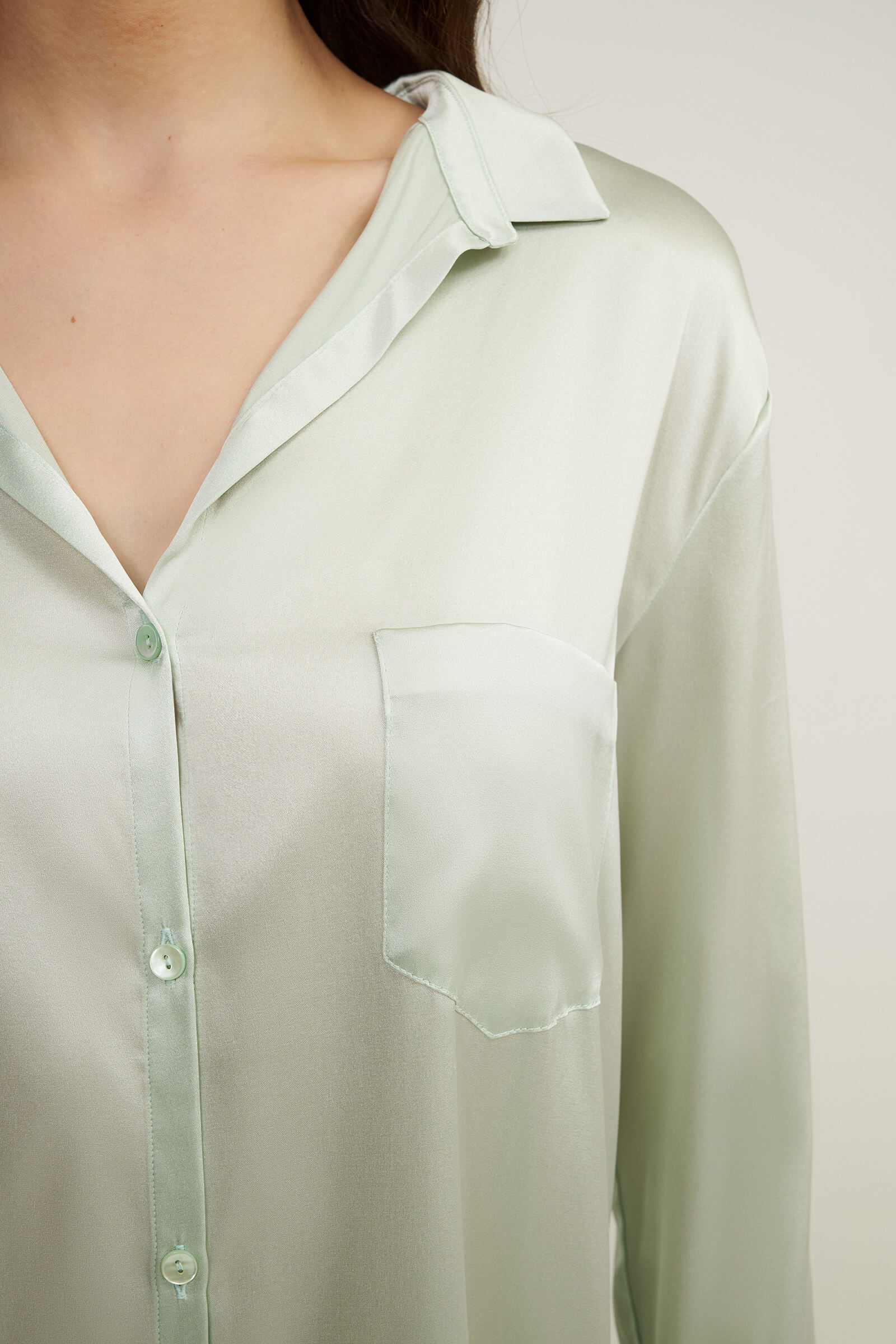 Шелковая ночная рубашка. Цвет Зеленый (072737)