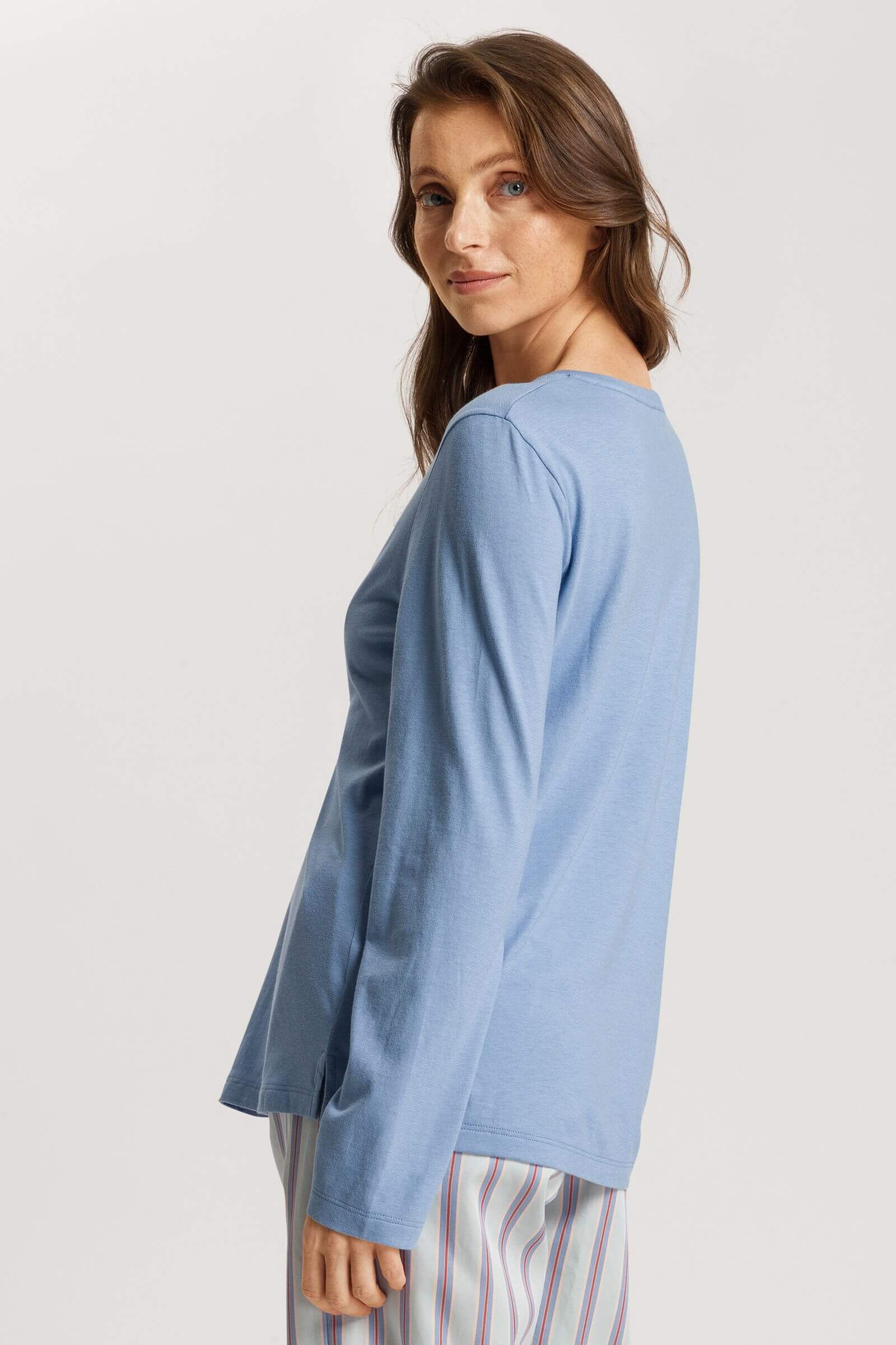 Пижамный лонгслив из хлопка и модала. Цвет Голубой (072533)