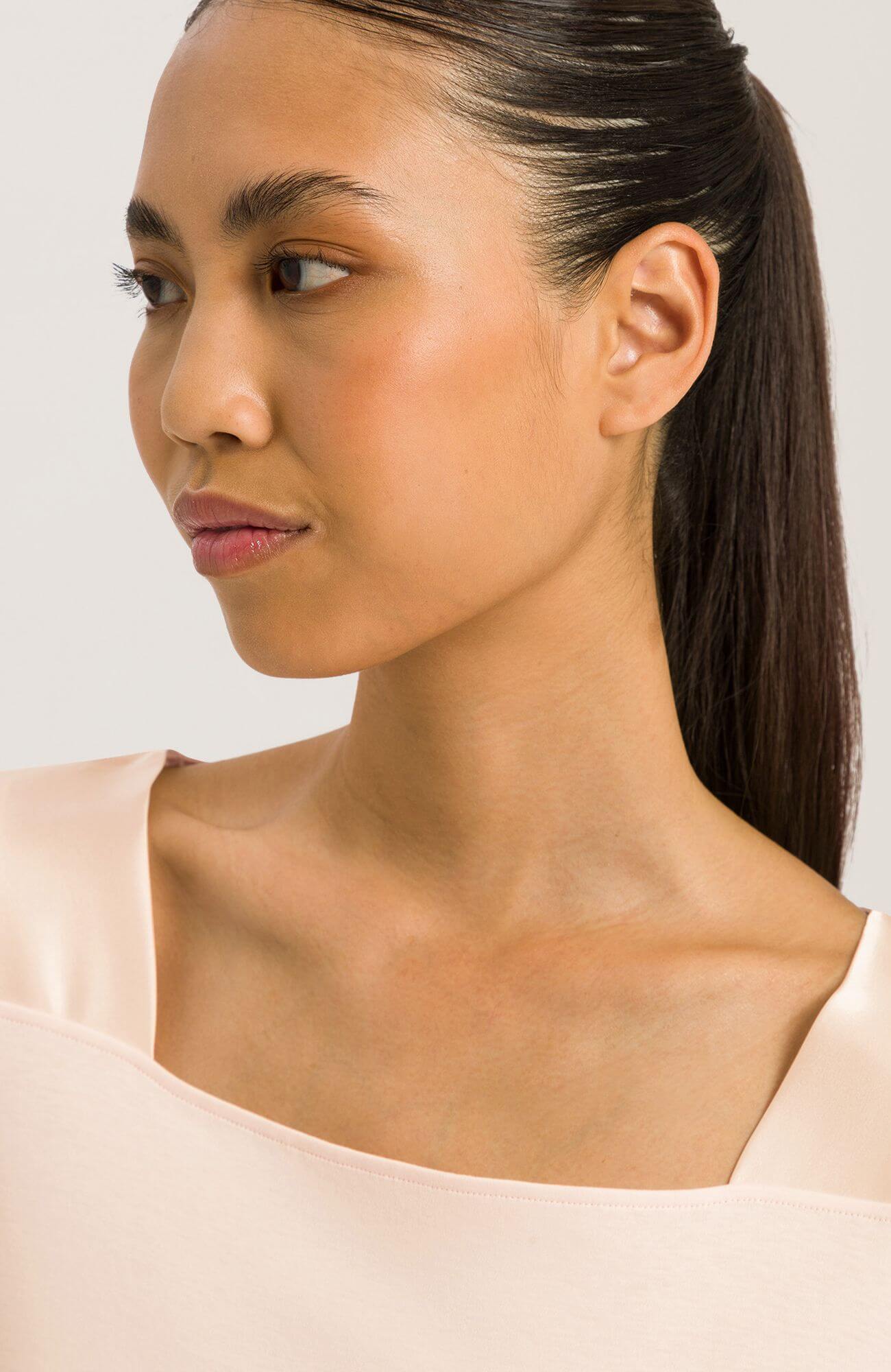 Ночная сорочка с вырезом каре. Цвет Пудровый (071348)