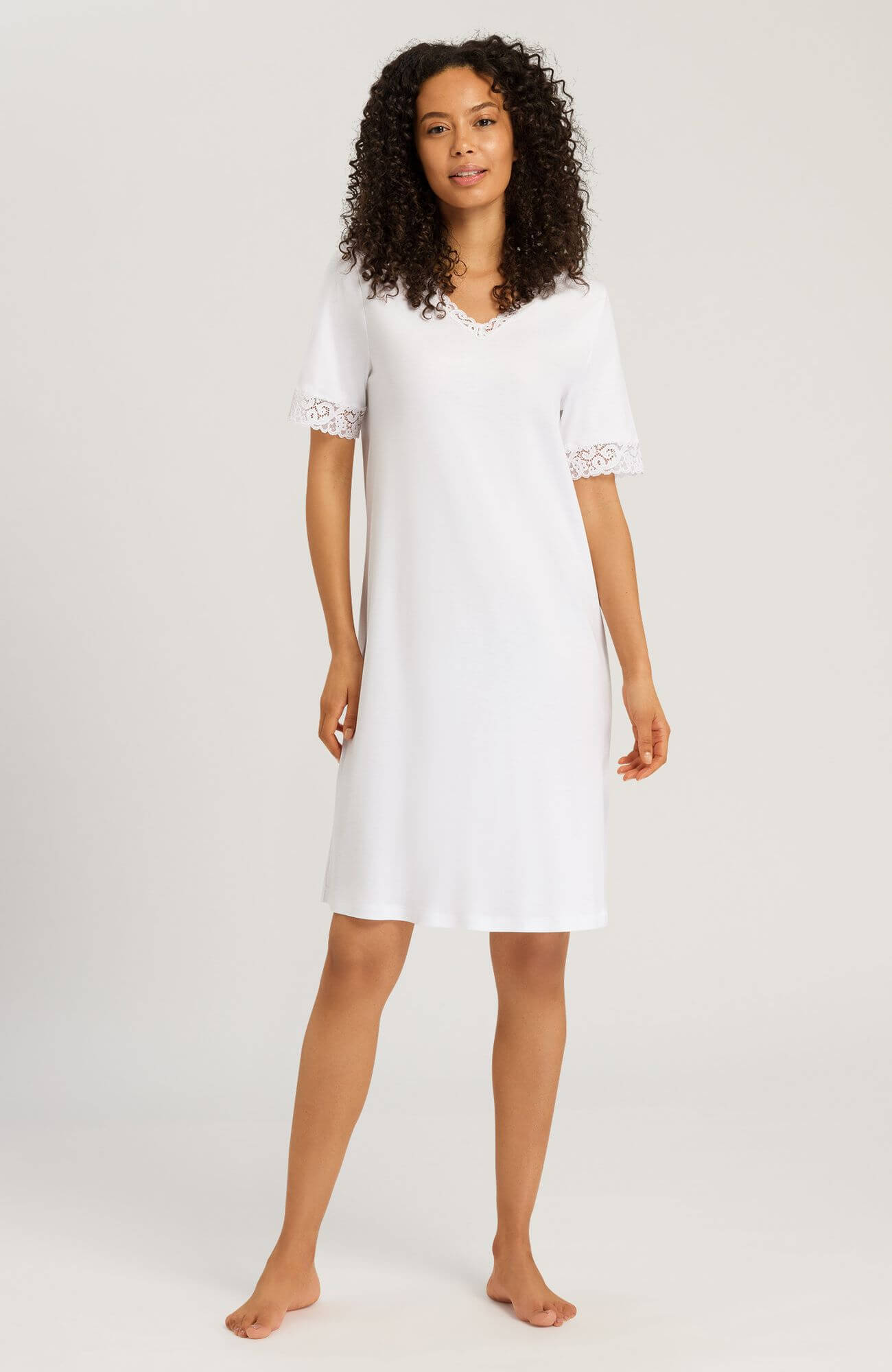 Ночная сорочка с коротким рукавом. Цвет Белый (070101)