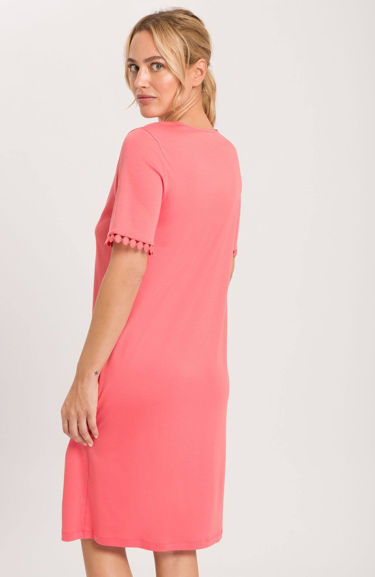 Ночная сорочка с V-образным вырезом. Цвет Розовый (072309)