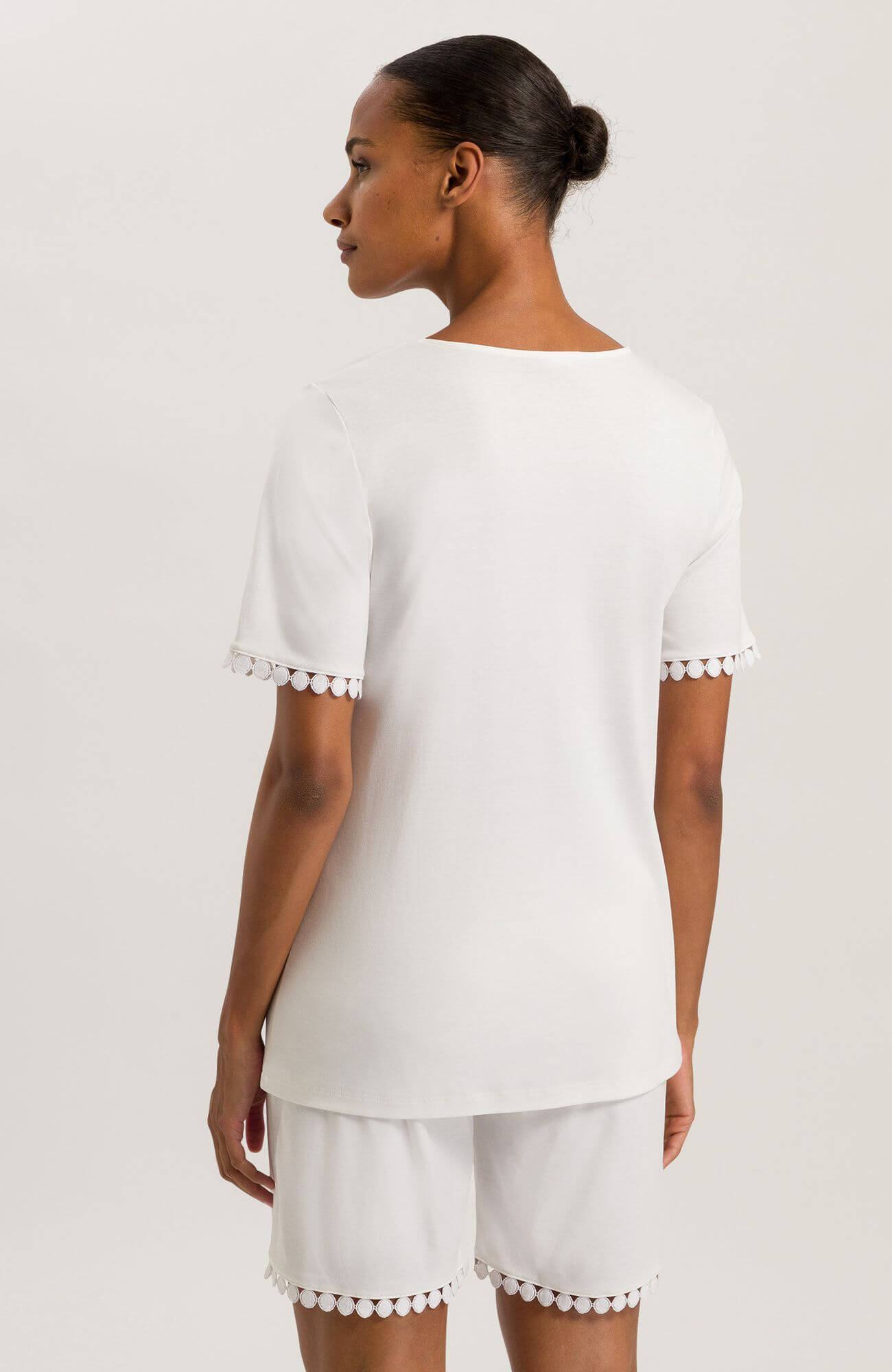 Пижама с коротким рукавом. Цвет Белый (070102)