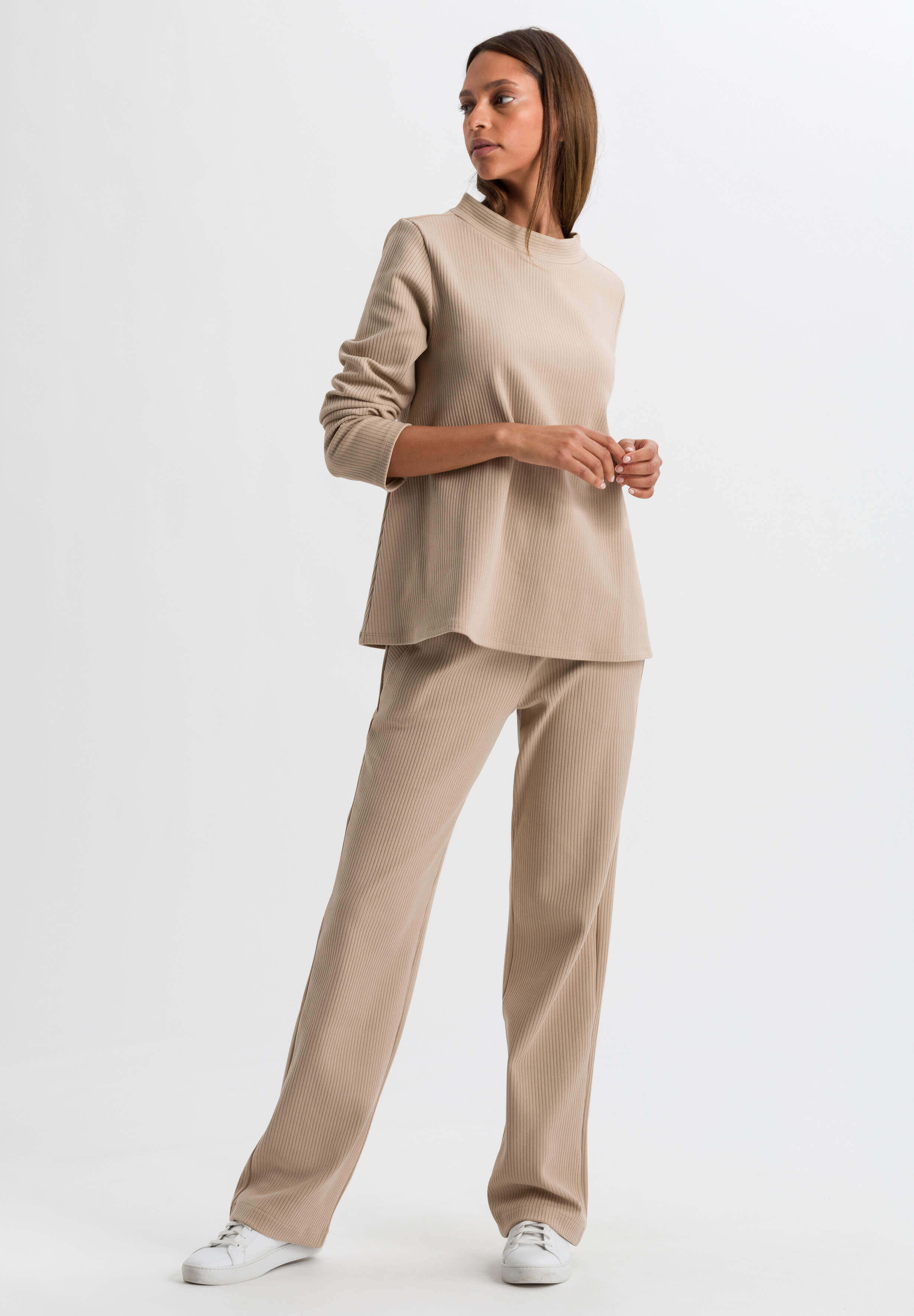 Брюки. Цвет Бежевый (072800)