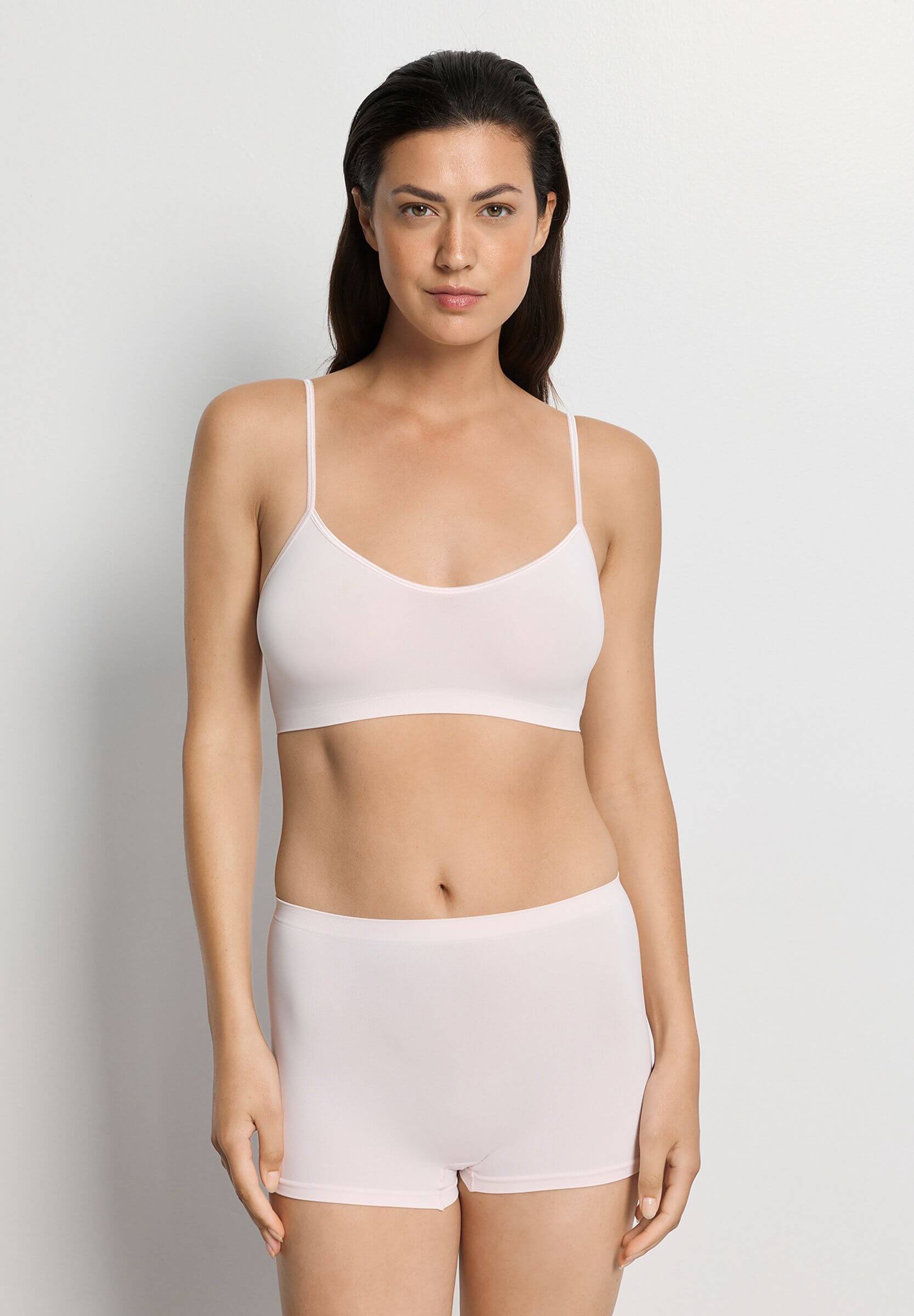 Бесшовный кроп-топ. Цвет Пудровый (071347)