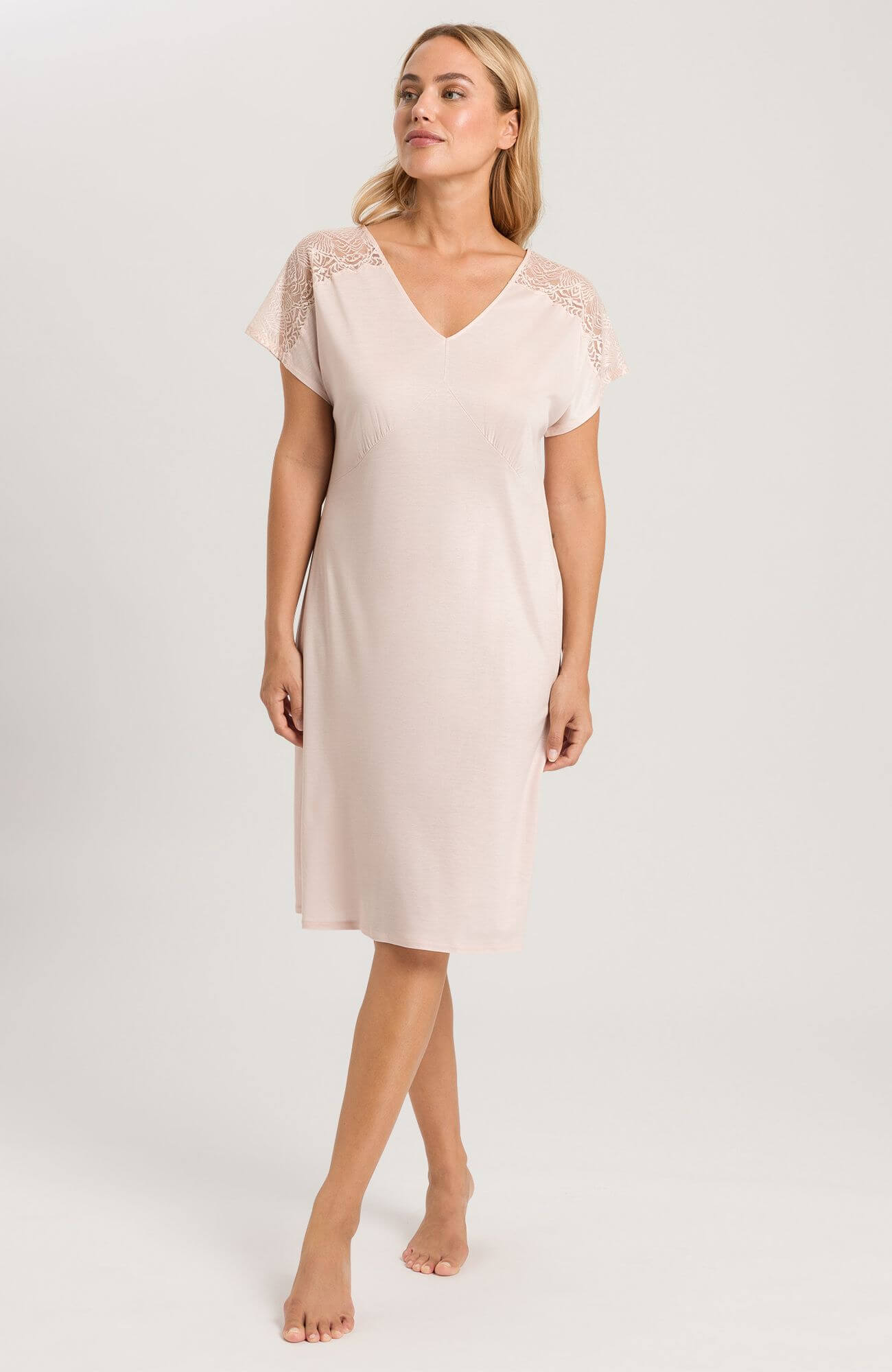 Ночная сорочка с коротким рукавом. Цвет Розовый (072311)